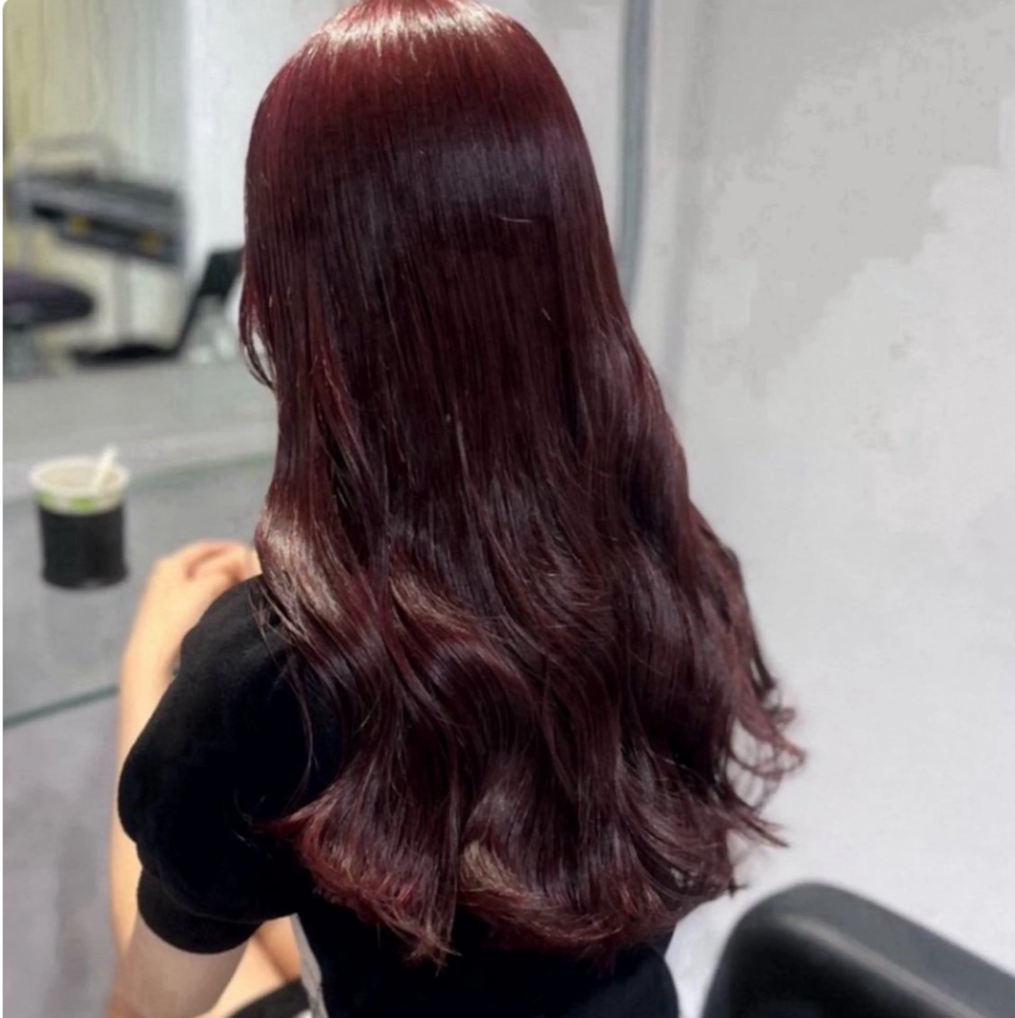 ロング カラー 🫧うる艶トレンド 🫧透明感カラーのヘアスタイル