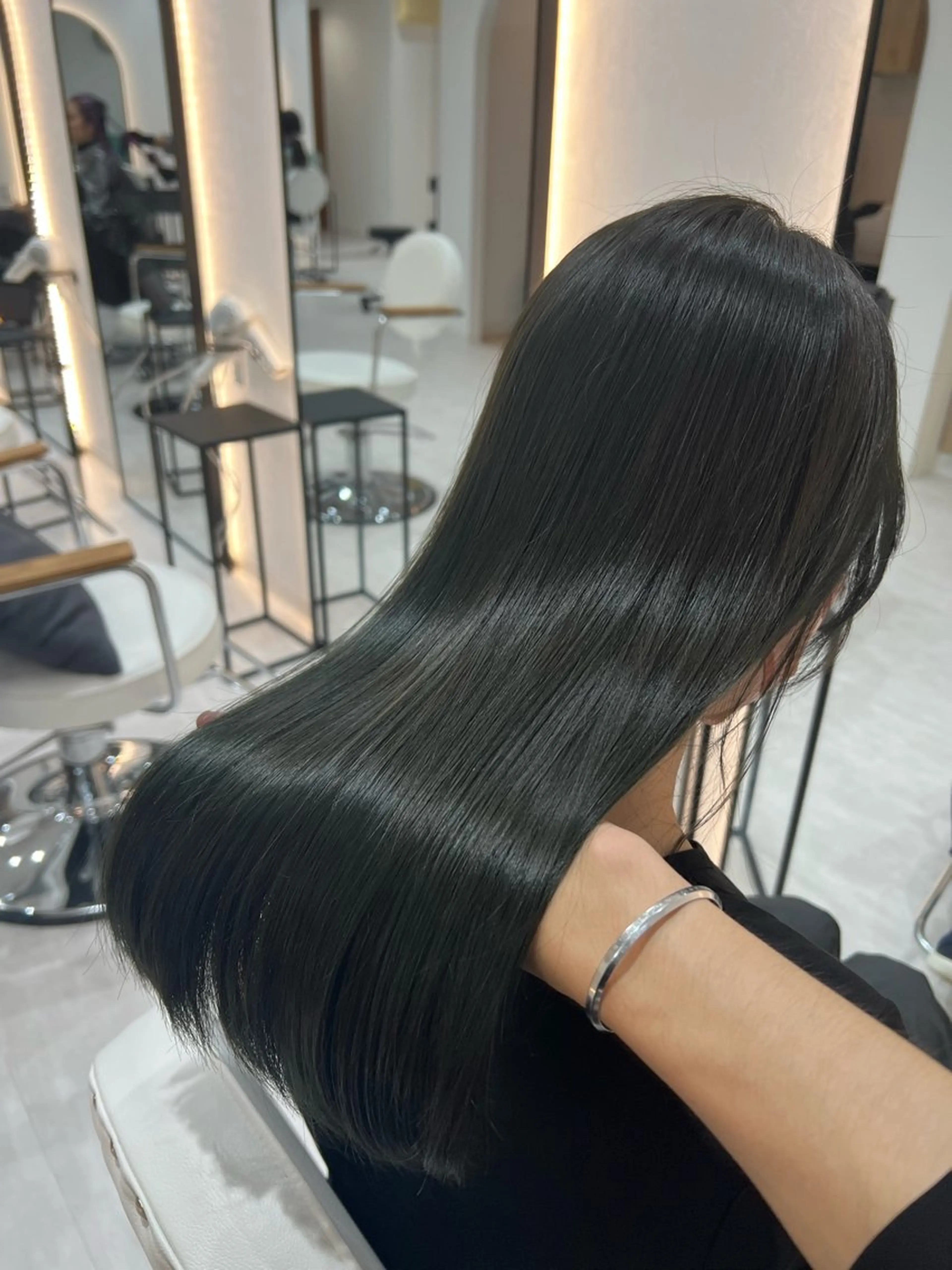 ロング ヘアカラー トリートメント 韓国ヘア🩶侑矢 艶髪透明感/福岡のヘアスタイル