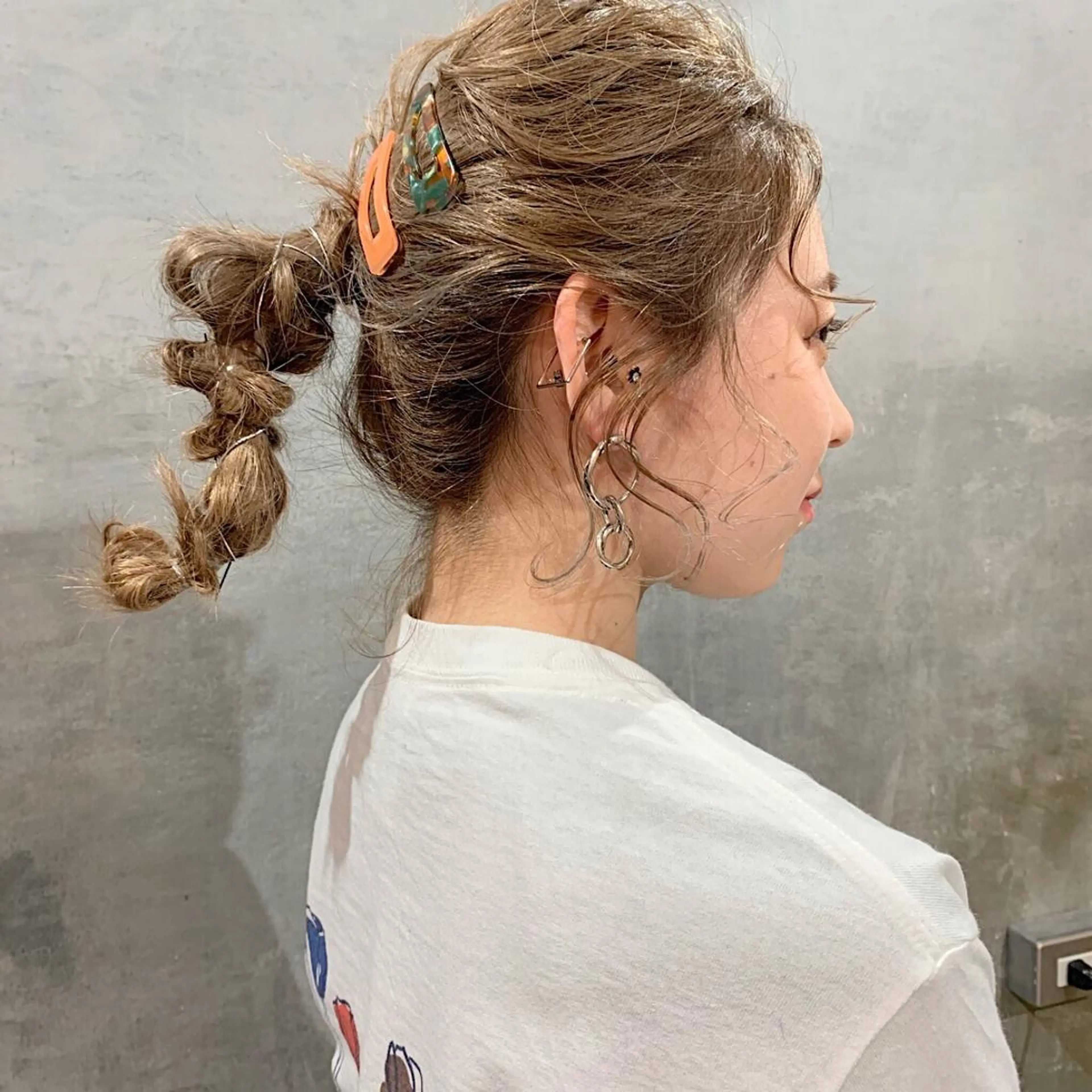 ミディアム カラー ヘアアレンジ ツキノキ ミナのヘアスタイル