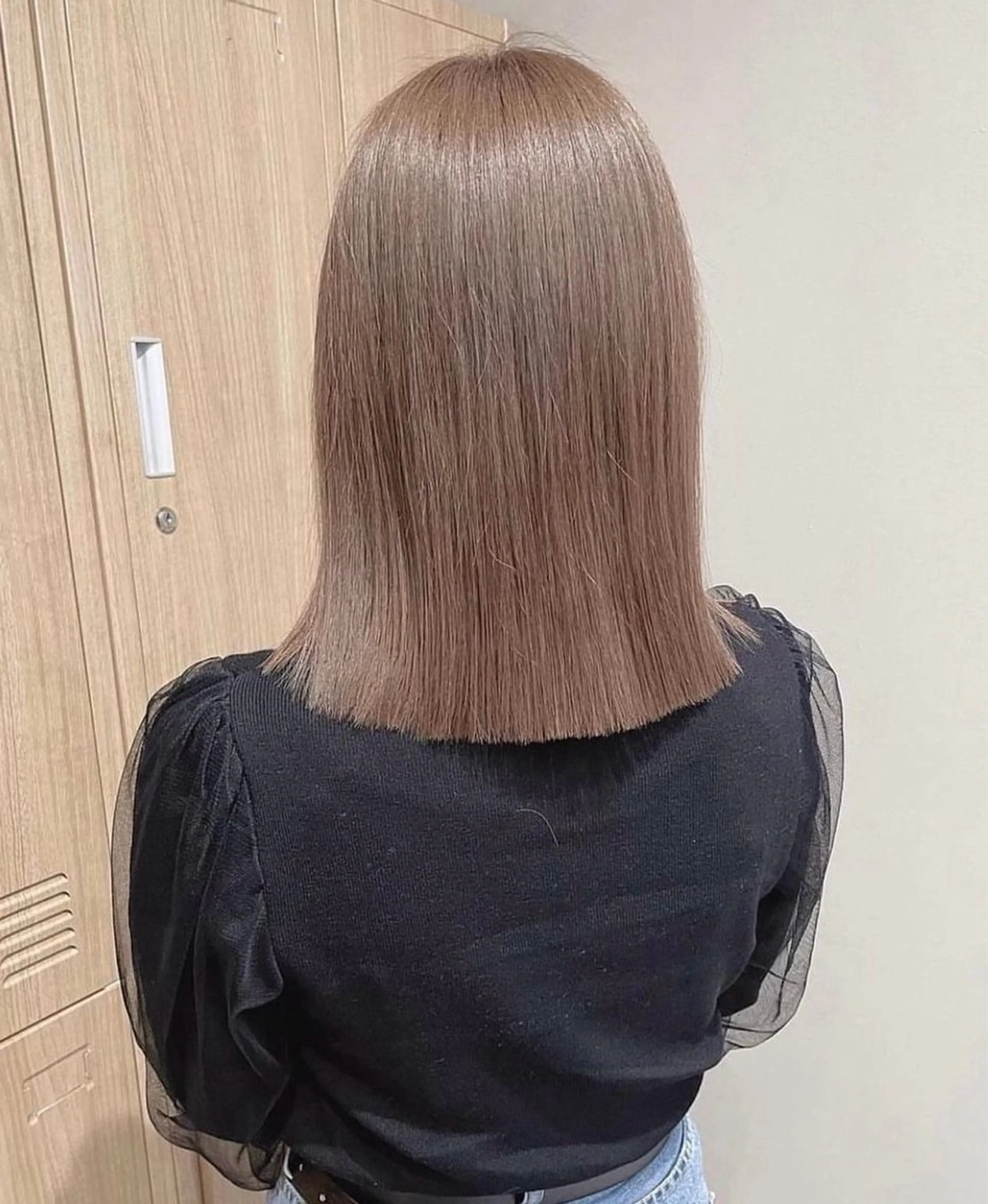 ミディアム カラー ベージュカラー ケアカラー ダブルカラー イヤリングカラー イルミナカラー カット ヘアカラー トリートメント ボブ/レイヤー 🌟梅田盛一🌟のヘアスタイル