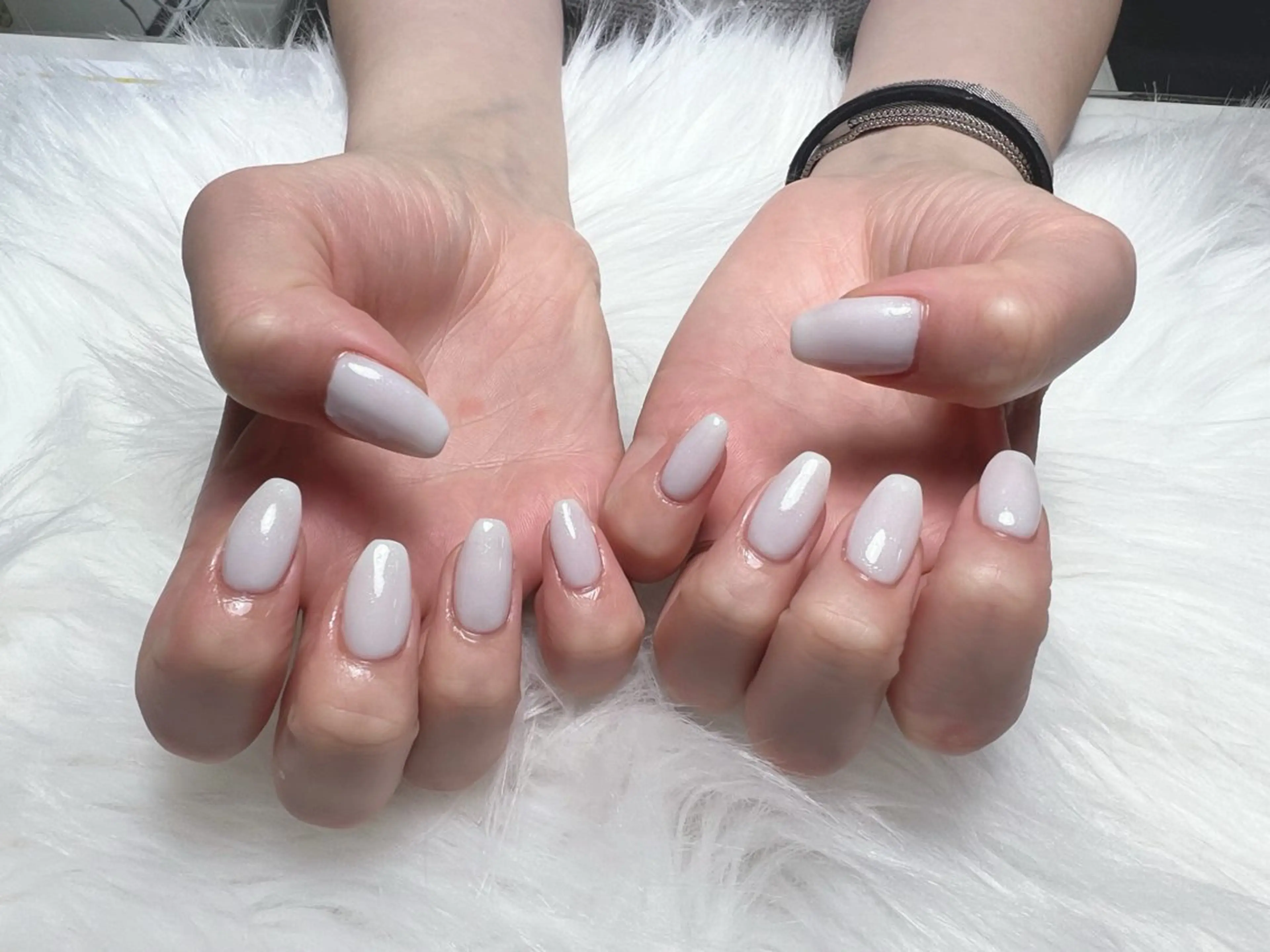 ネイル ラメ(グリッター) ロングネイル ホワイト Tumake🩶 Natsumi𖤐⡱のネイルデザイン