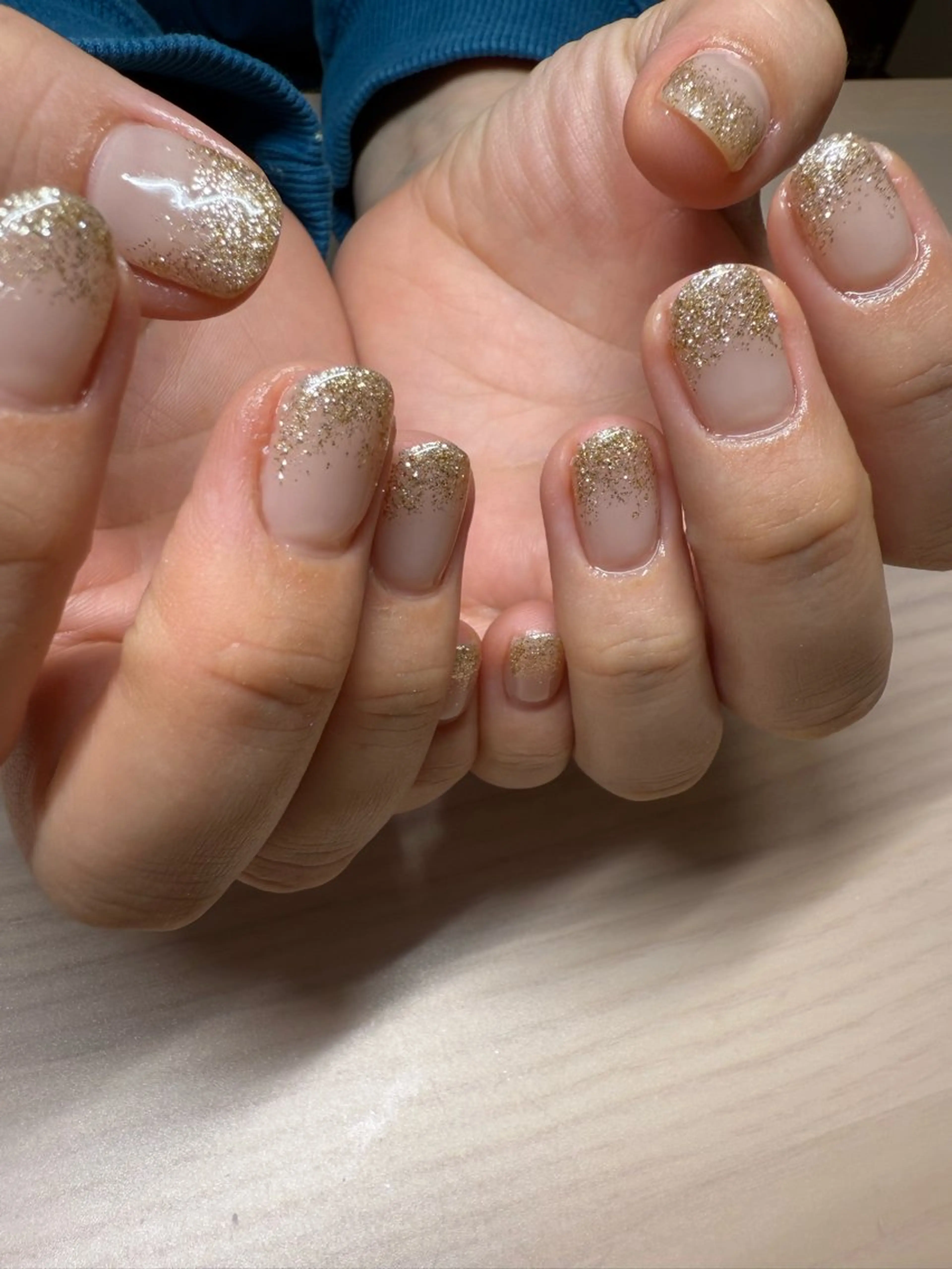 ネイル ゴールド ラメ(グリッター) ラメグラデーション ホワイト デ・アイム「nail salon MIMIPARUN」所属・ナリス化粧品 MIMIPARUNのネイルデザイン