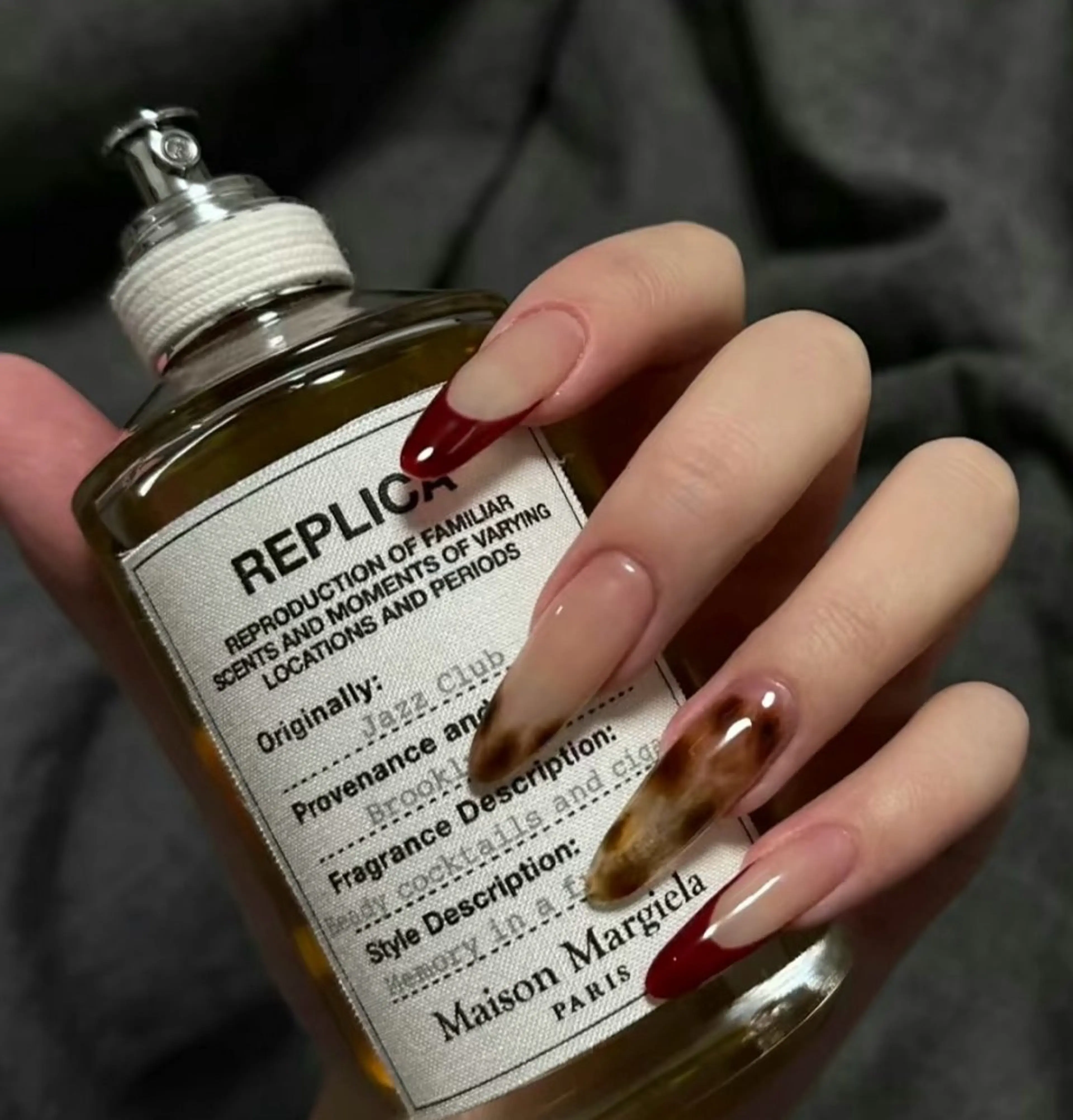 ネイル 高木 維麗絲のネイルデザイン