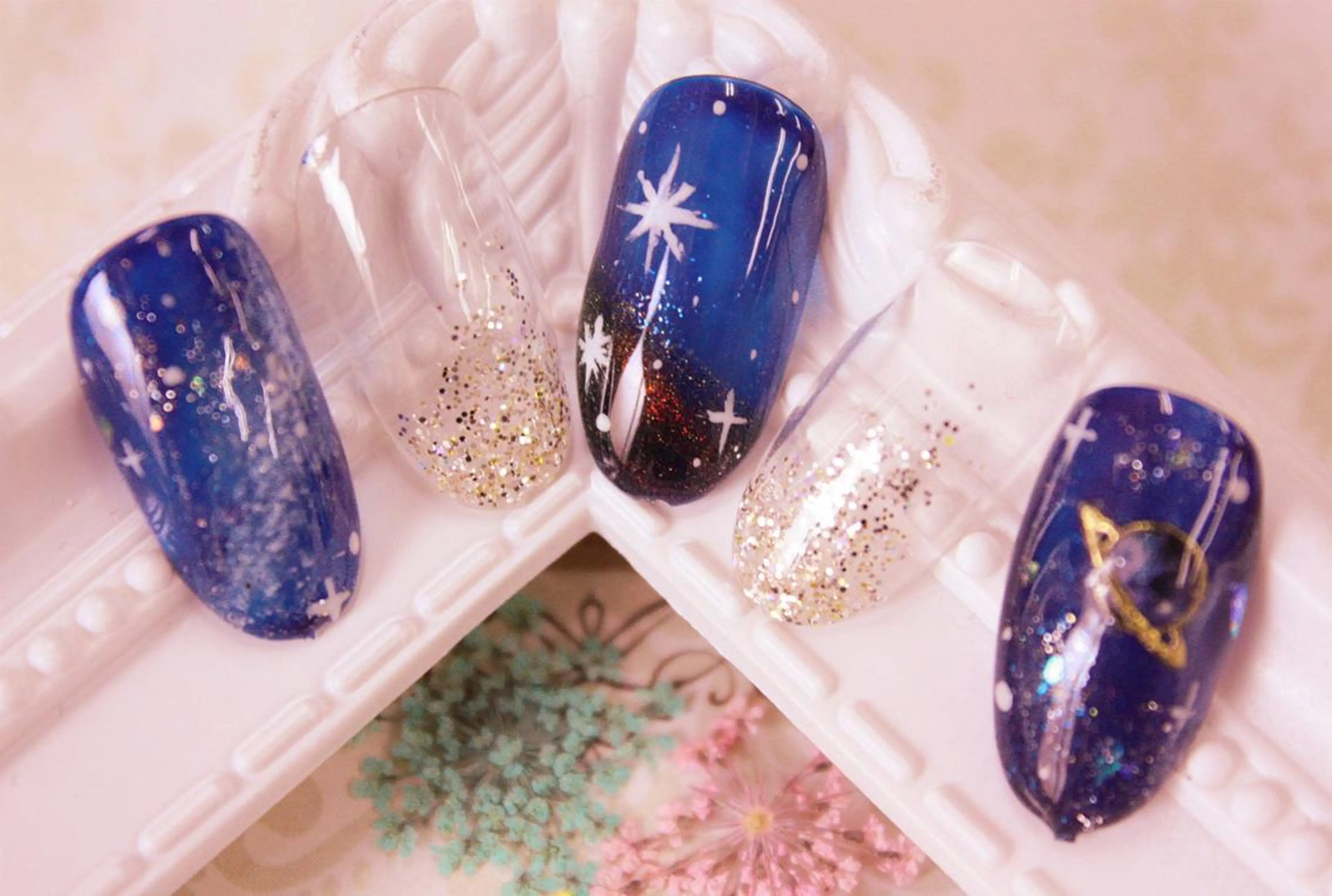 ネイル リラネイル Aikenのネイルデザイン