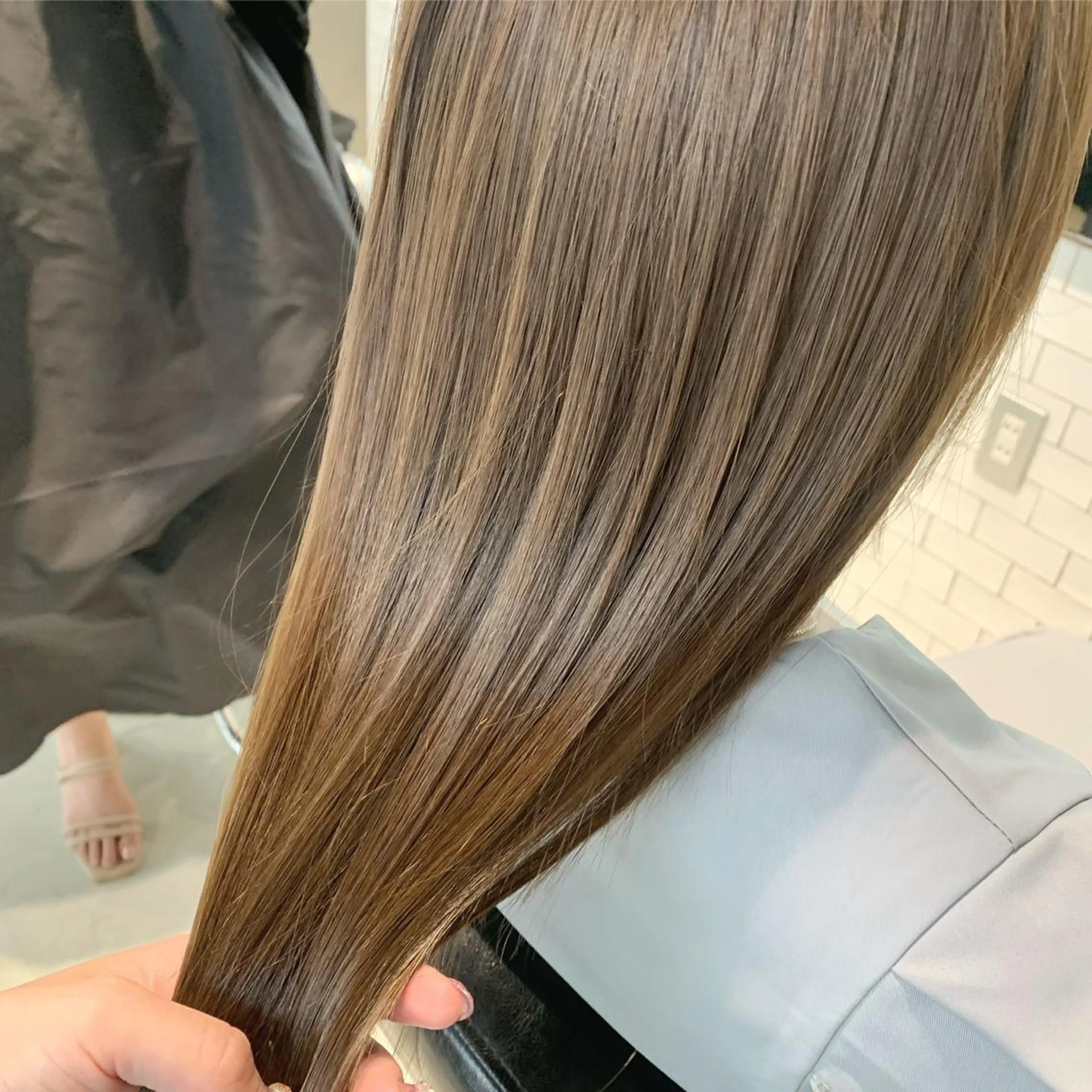 ロング カラー カット ヘアカラー トリートメント ヘッドスパ 透明感/オリーブ/ グレージュ/YUKAのヘアスタイル