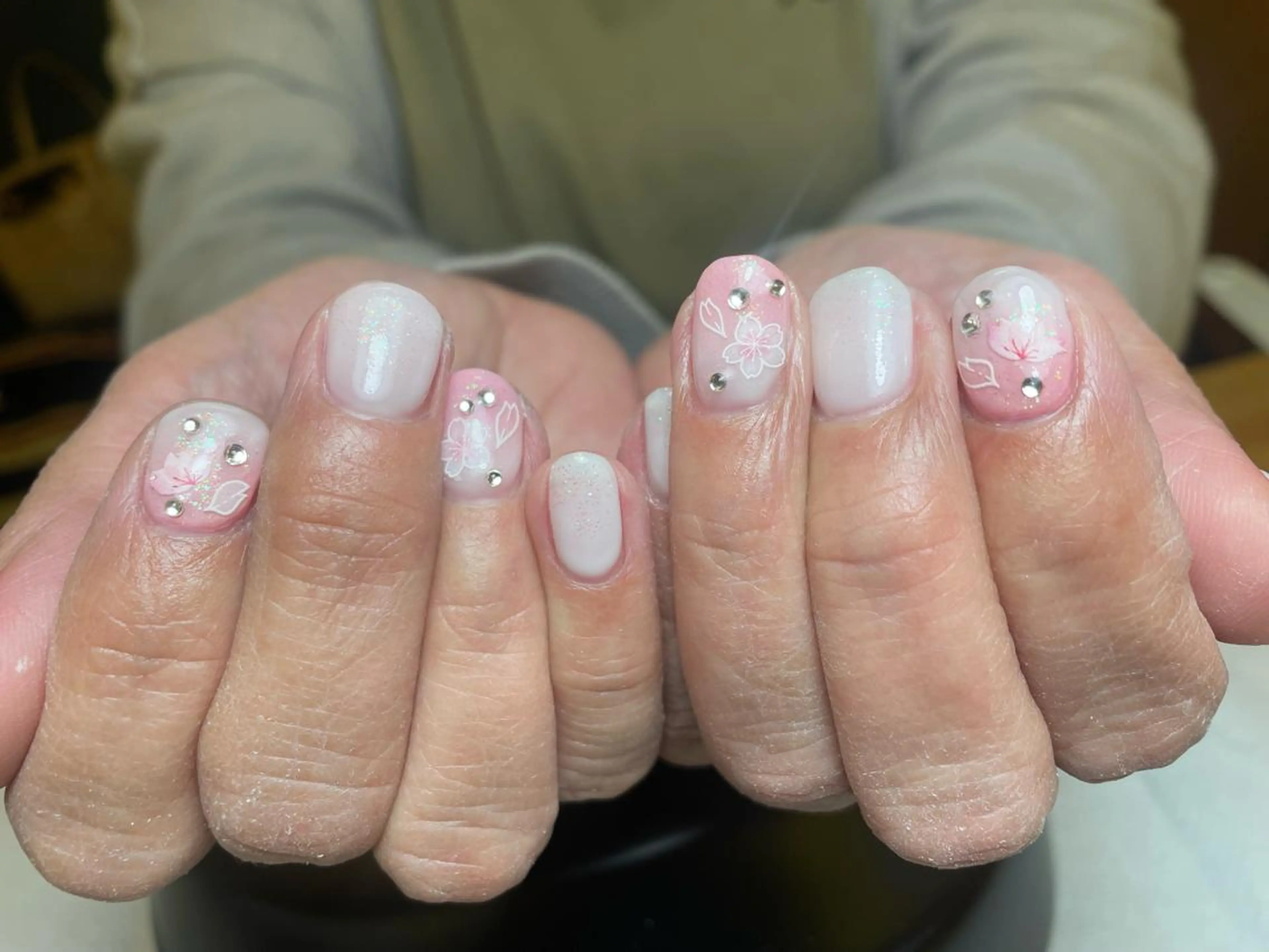 ミディアム ネイル M. KOTOMIのネイルデザイン