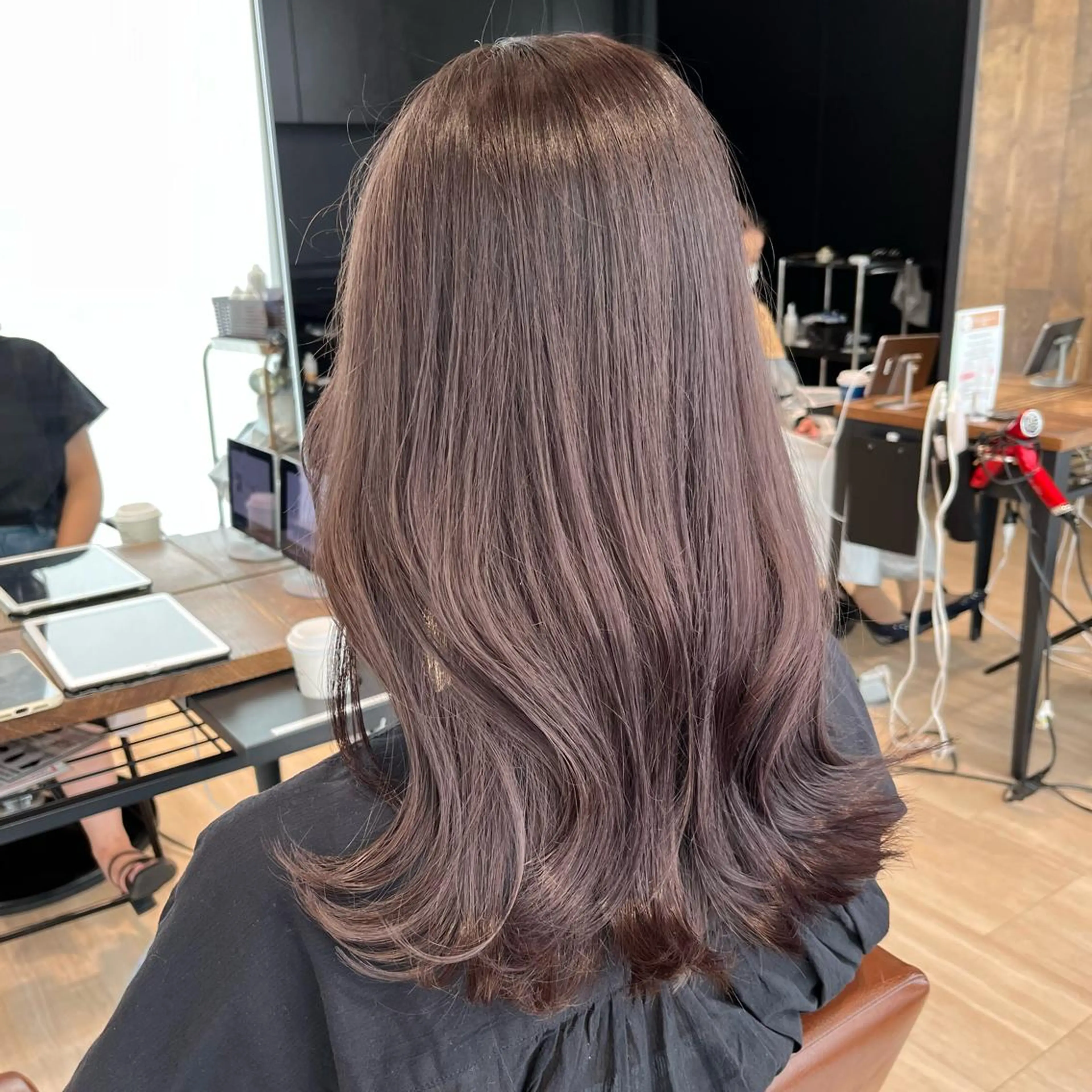 セミロング カラー 佐藤 悠衣/透明感 カラー/似合わせ前髪のヘアスタイル