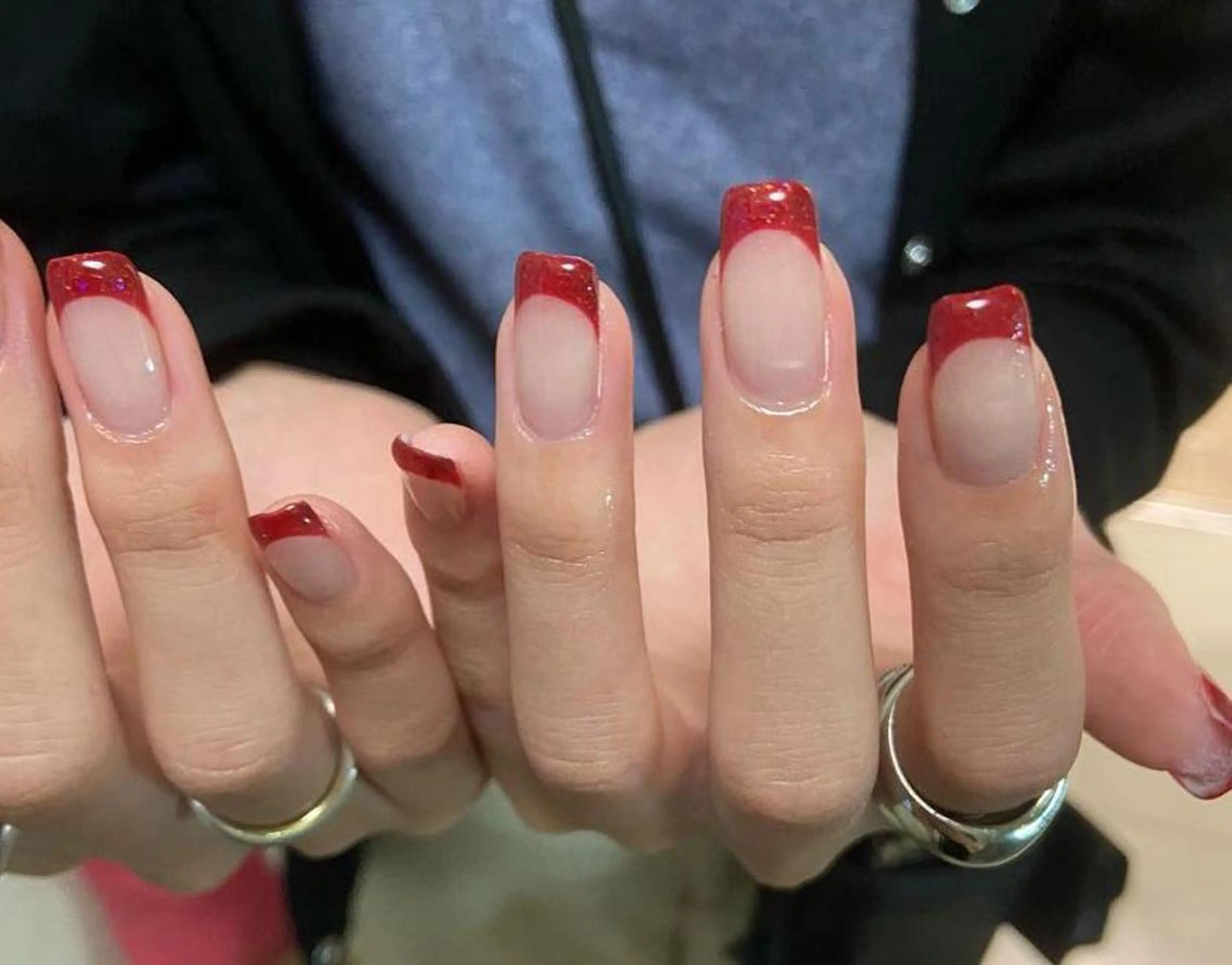 ショート カラー ネイル フレンチネイル 冬ネイル musee art所属・Musee art 亀戸店のネイルデザイン