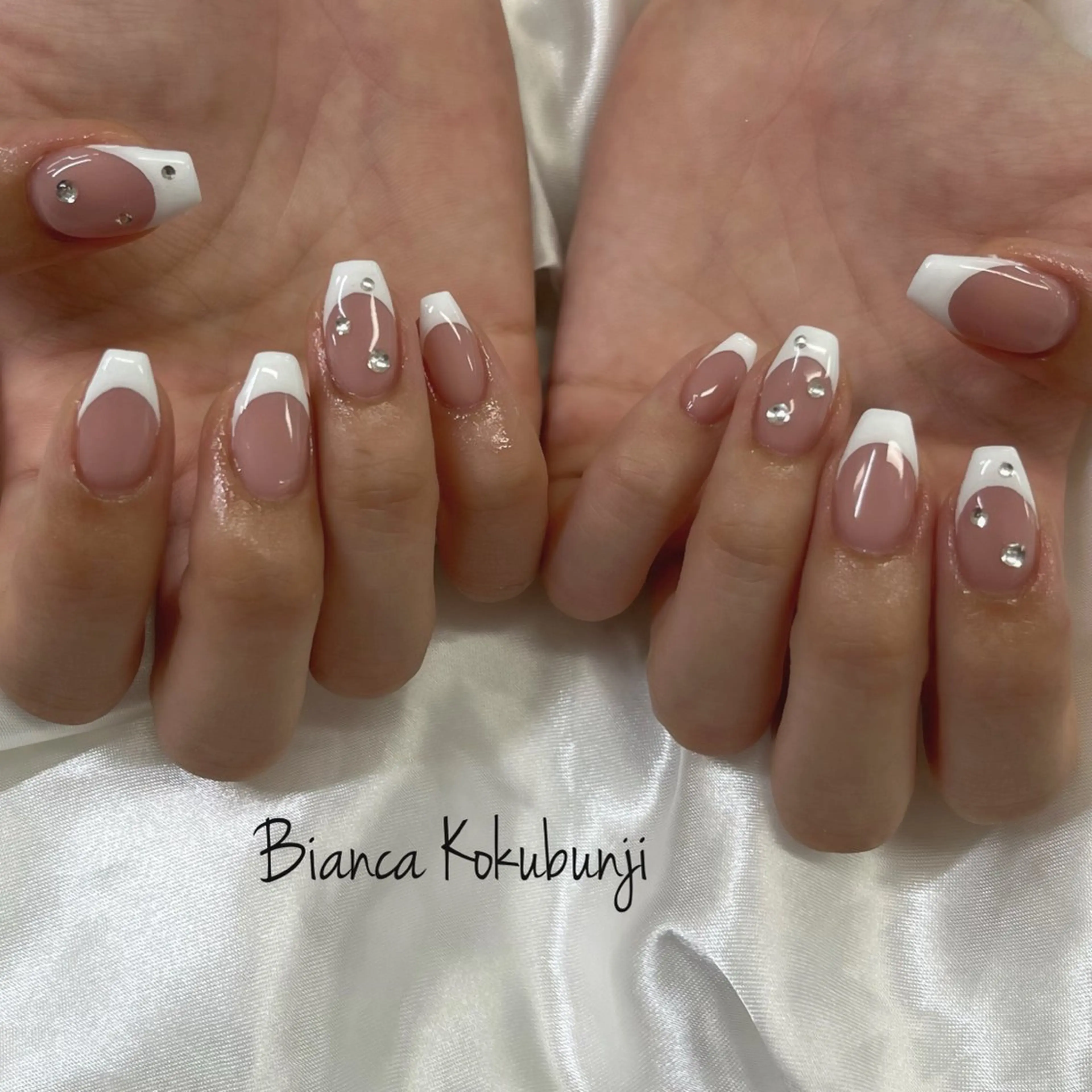 ネイル フレンチネイル オフィスネイル ハンドネイル Bianca☁国分寺 🤍店長/黒木愛美のネイルデザイン