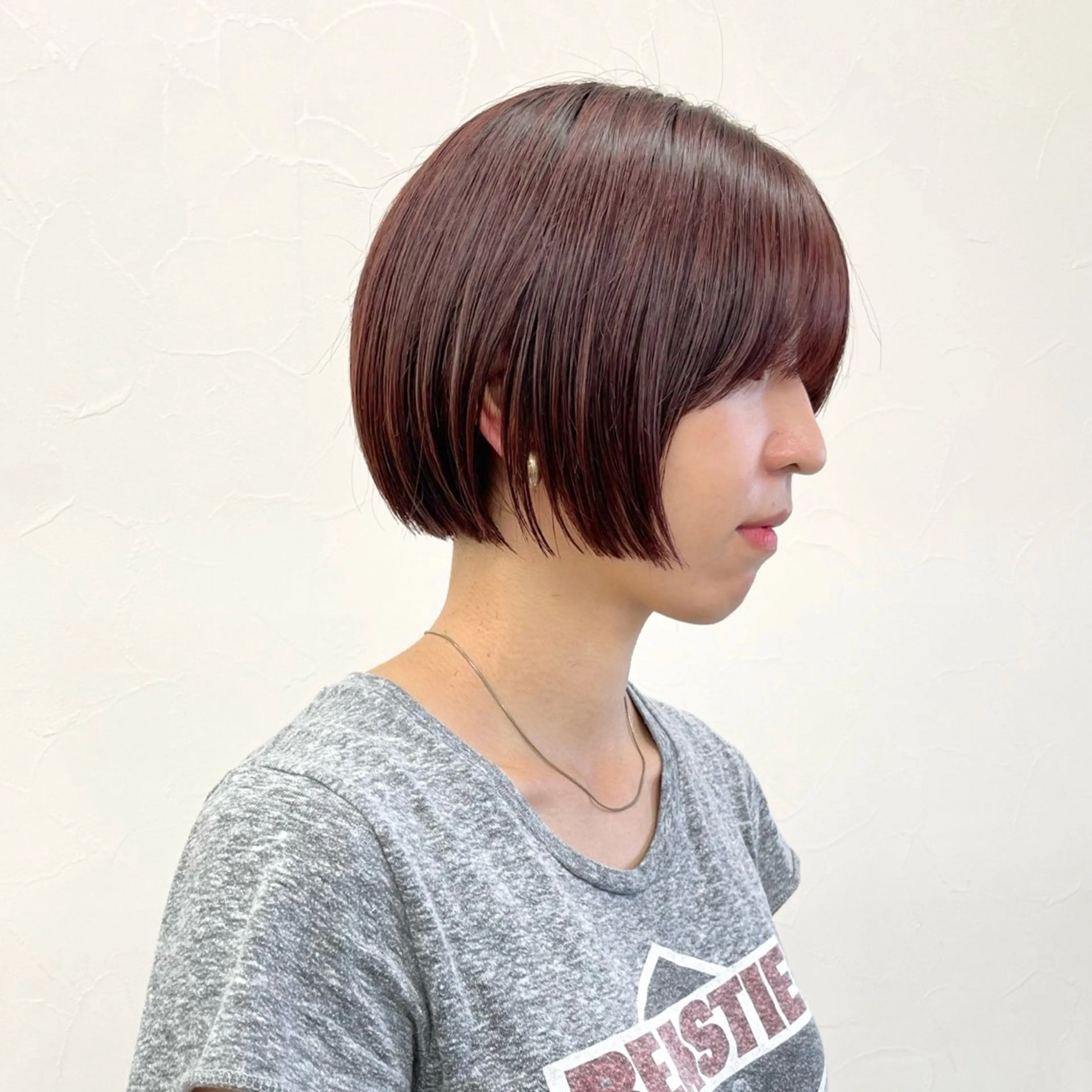 ショート カラー ブリーチ ブリーチなしカラー オレンジ オレンジレッド レッドカラー 初めてのショート お任せください✂️のヘアスタイル