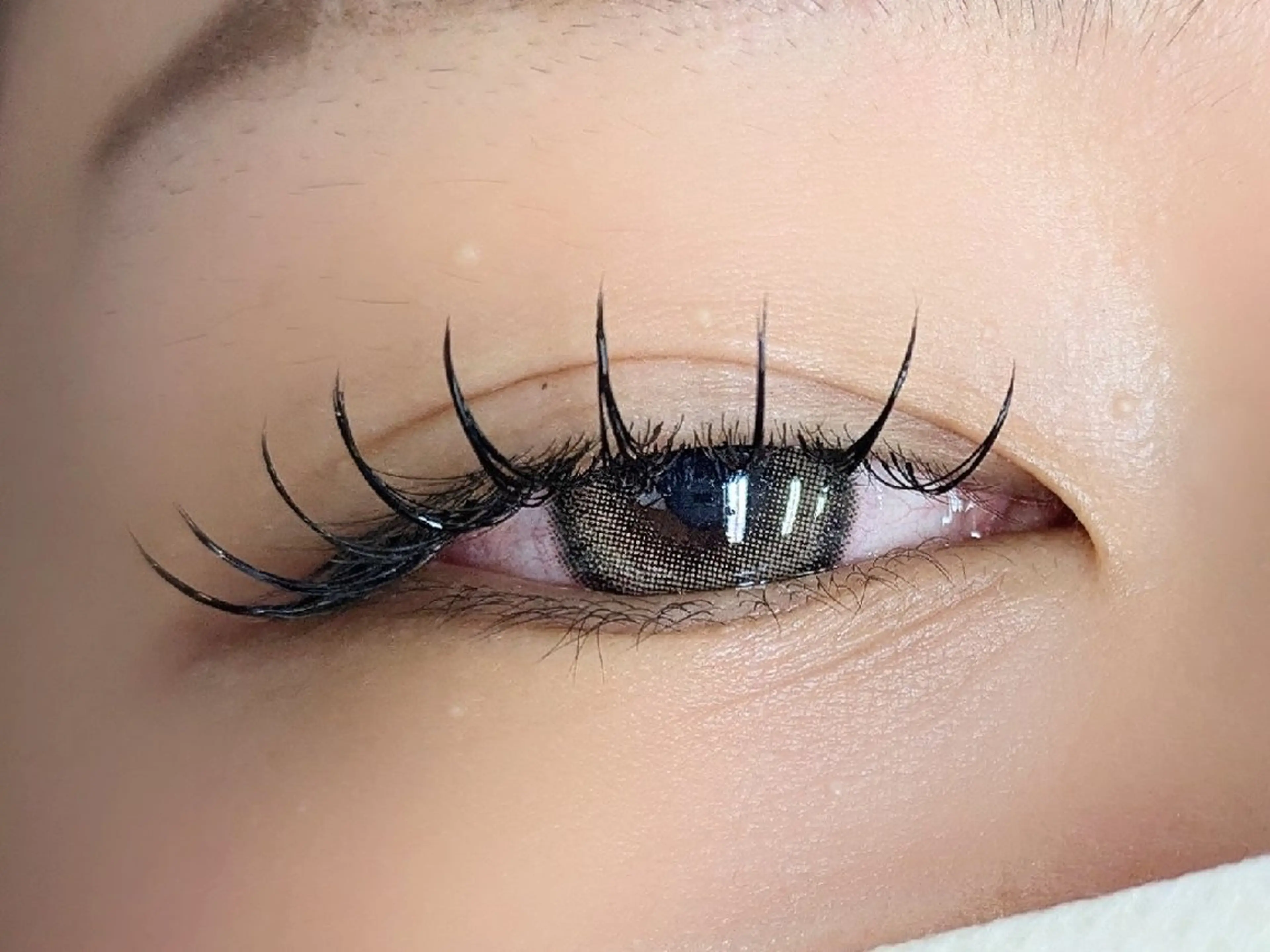 マツエク・マツパ 束感まつ毛 《amii》 ☆さいとうのマツエク・マツパデザイン