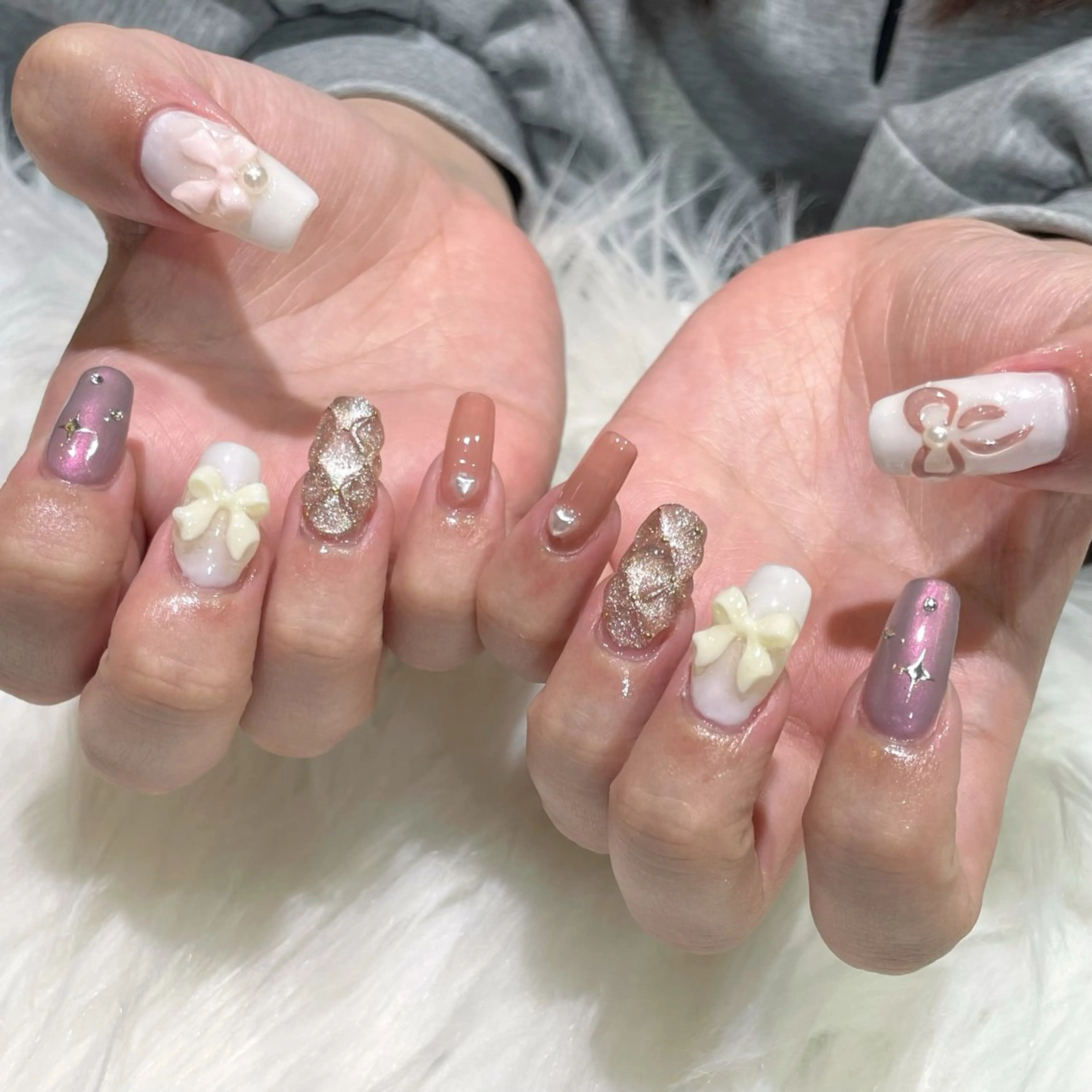 ネイル ガーリー リボン ハンドネイル jujur HARUKA🌸のネイルデザイン