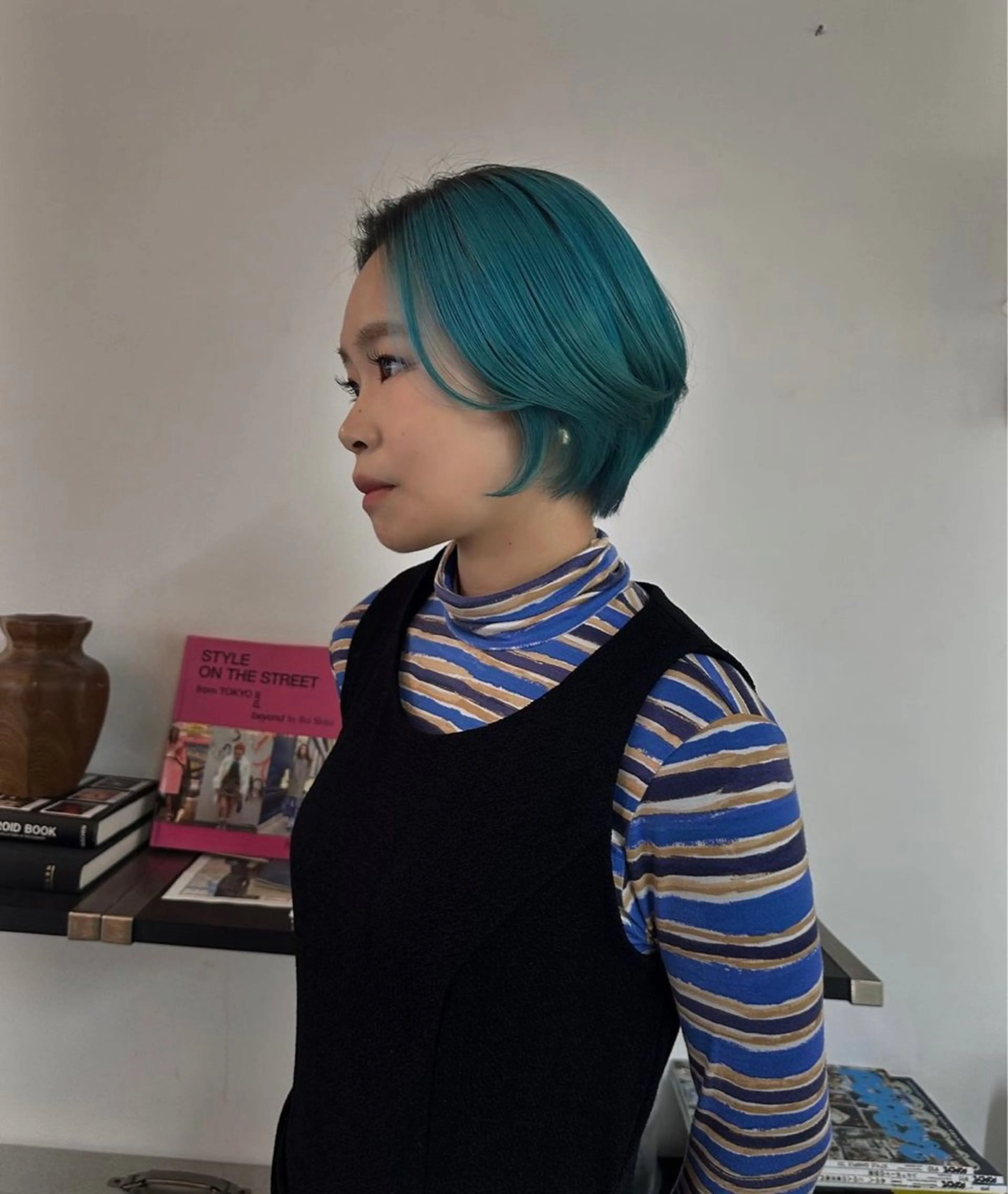 ショート カラー 束所属・毛流れセンターパート Sakiのヘアスタイル