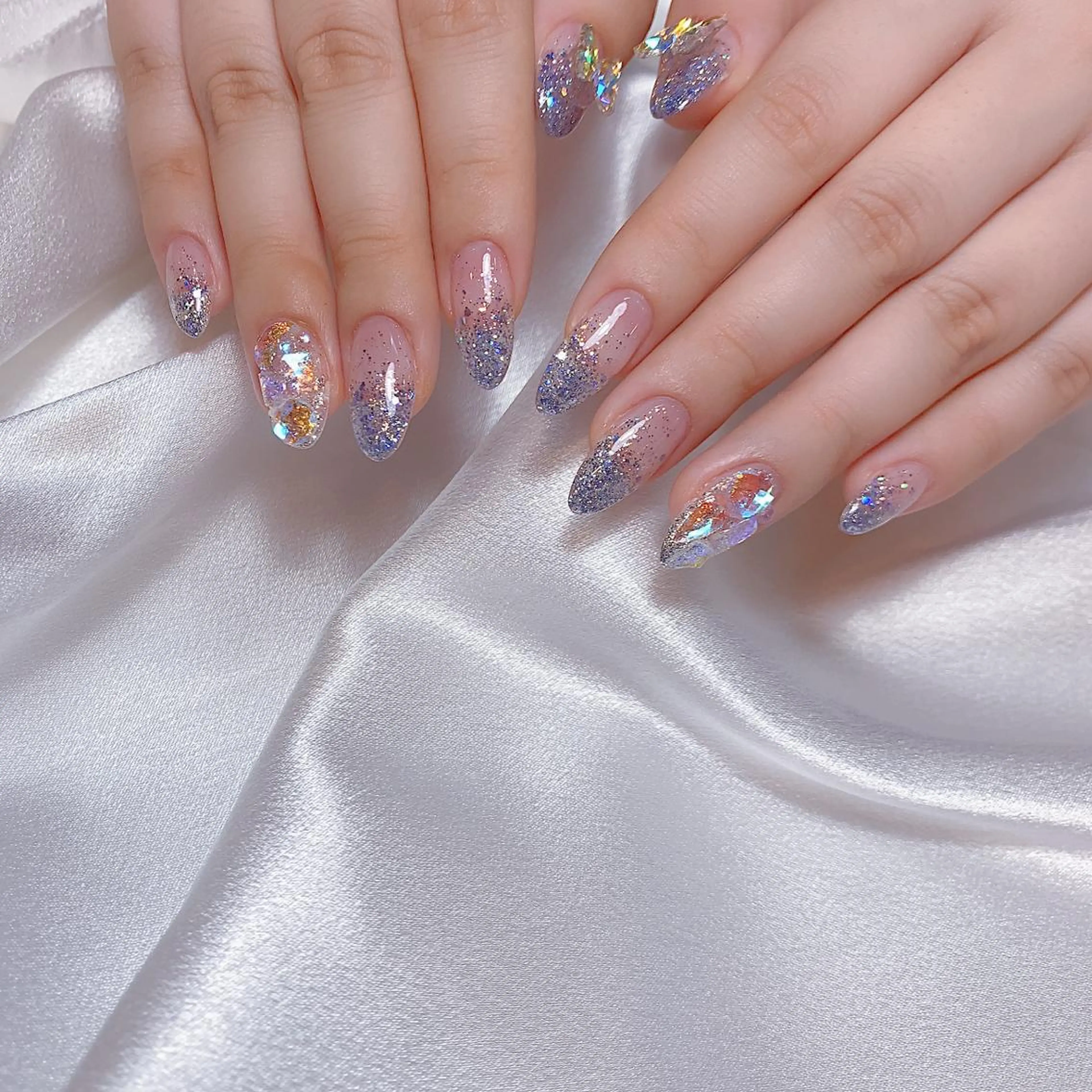 ネイル アートネイル グラデーション ラメ(グリッター) ラメグラデーション ワンカラーネイル ハンドネイル ネイルサロン ルミア Lumia 店長のネイルデザイン