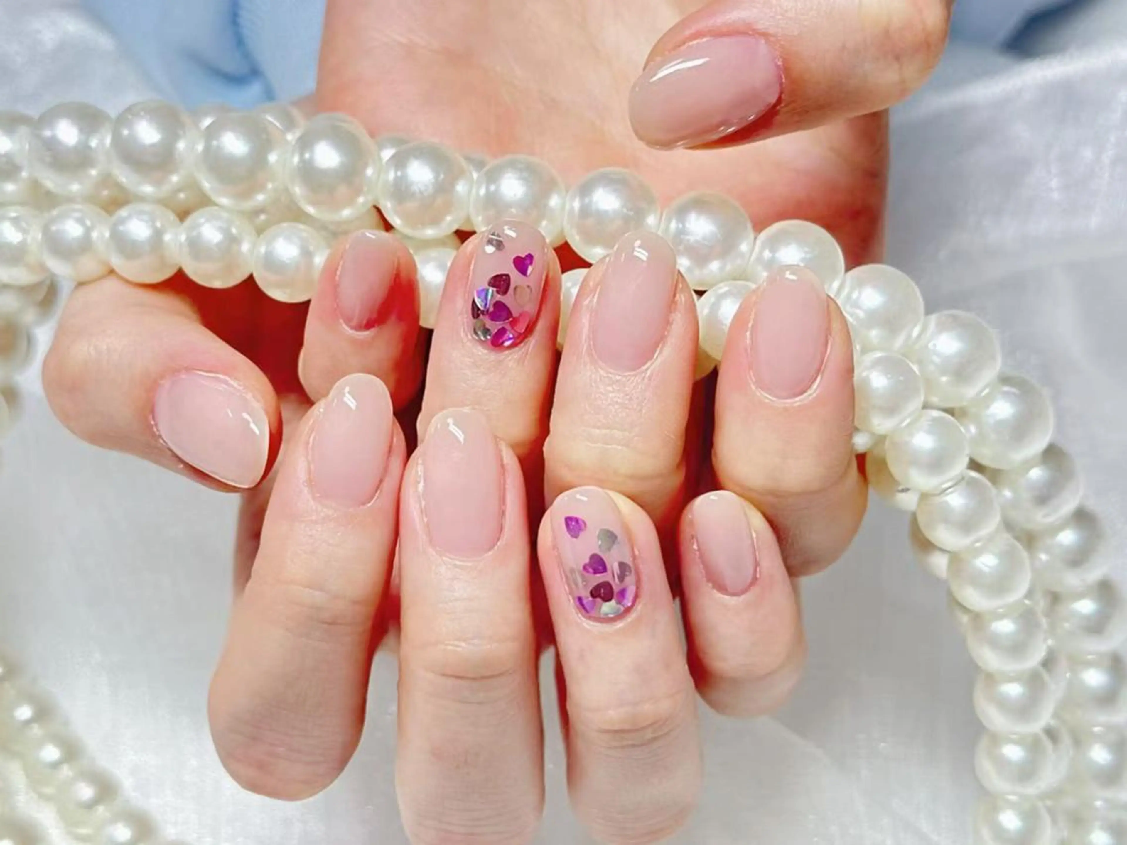 ネイル オーロラネイル 長さ出し フレンチネイル ガーリー キラキラネイル ハンドネイル Ru na🍳のネイルデザイン