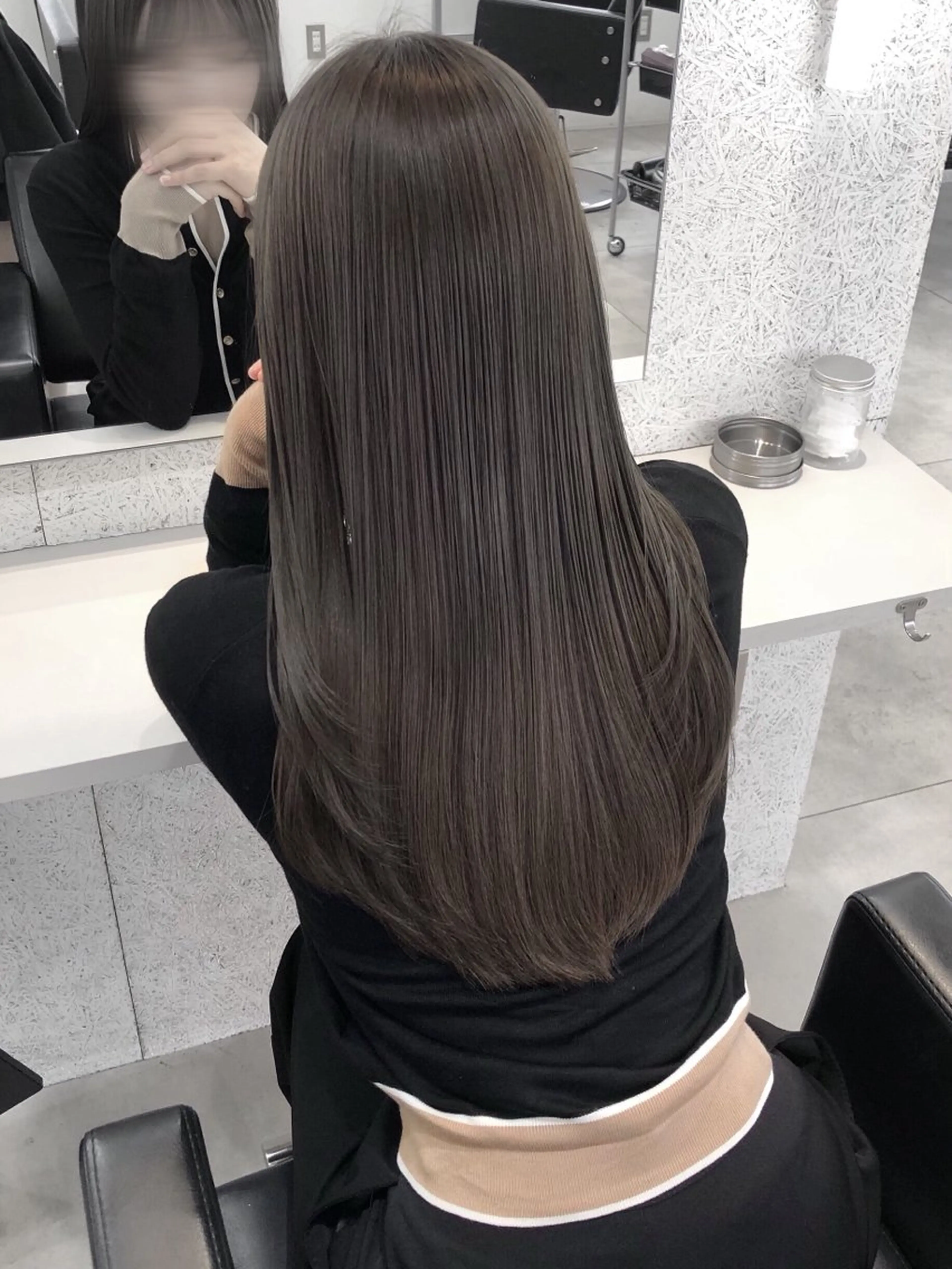 ロング カラー グレージュ オレンジ Mion /CODE.LINEのヘアスタイル