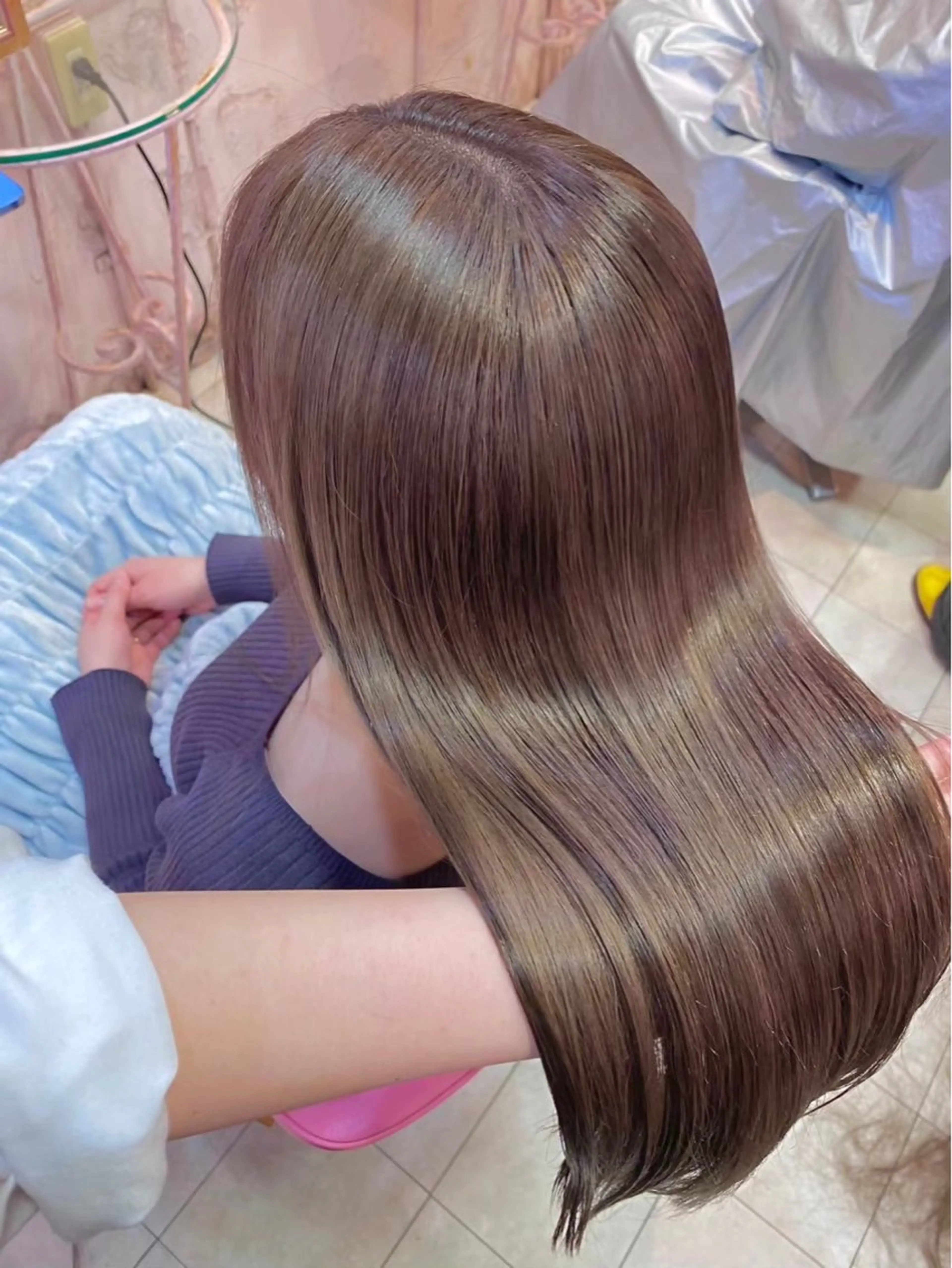 セミロング 𝙼𝚒𝚎𝚗𝚎 𝚙𝚒𝚗𝚔所属・山本 葵のヘアスタイル