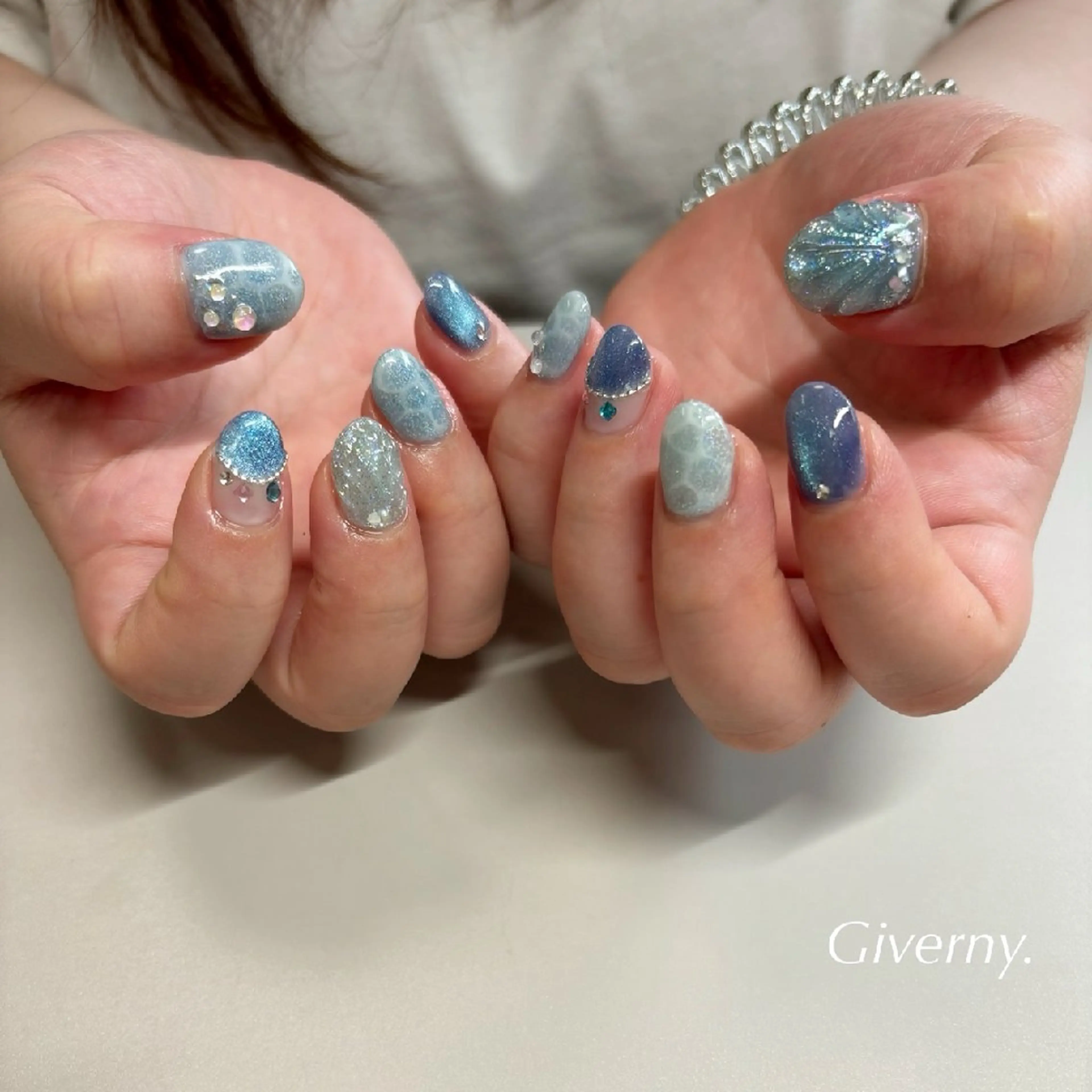 ネイル ブルー 夏ネイル ハンドネイル Giverny .のネイルデザイン