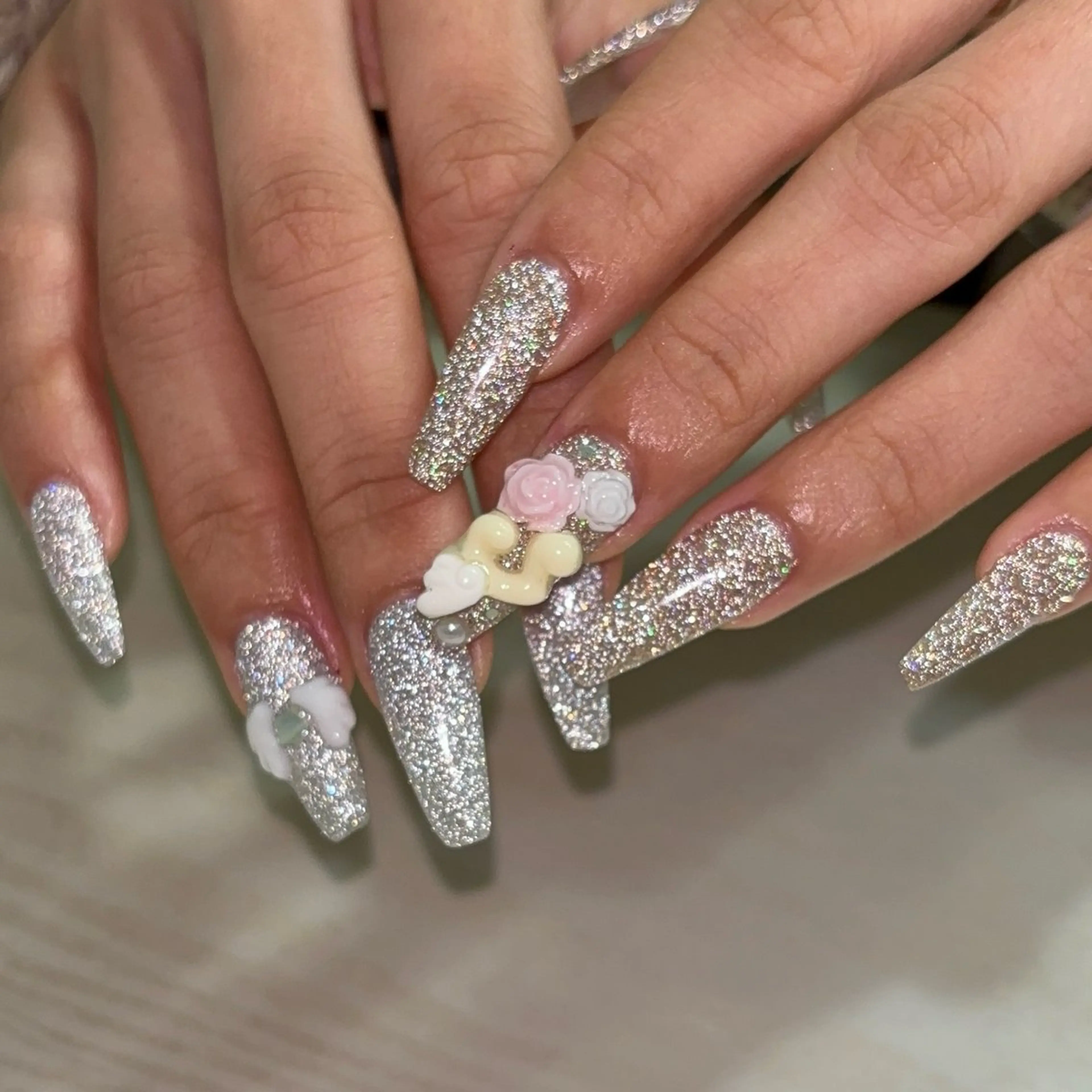 ネイル ハンドネイル LIAn.🎀 Munakataのネイルデザイン