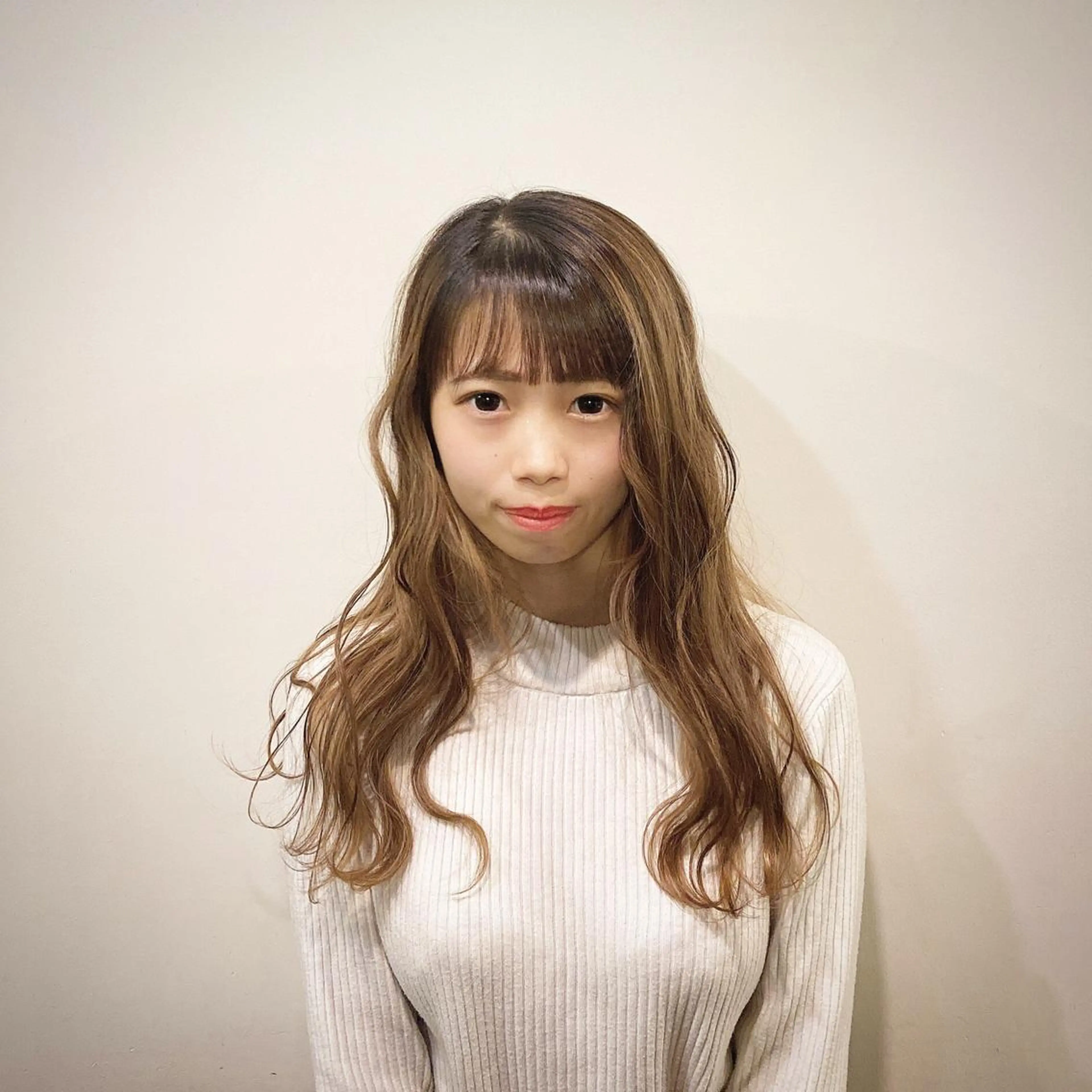 ロング 縮毛矯正専門店店長 佐々木動画モデル募集のヘアスタイル