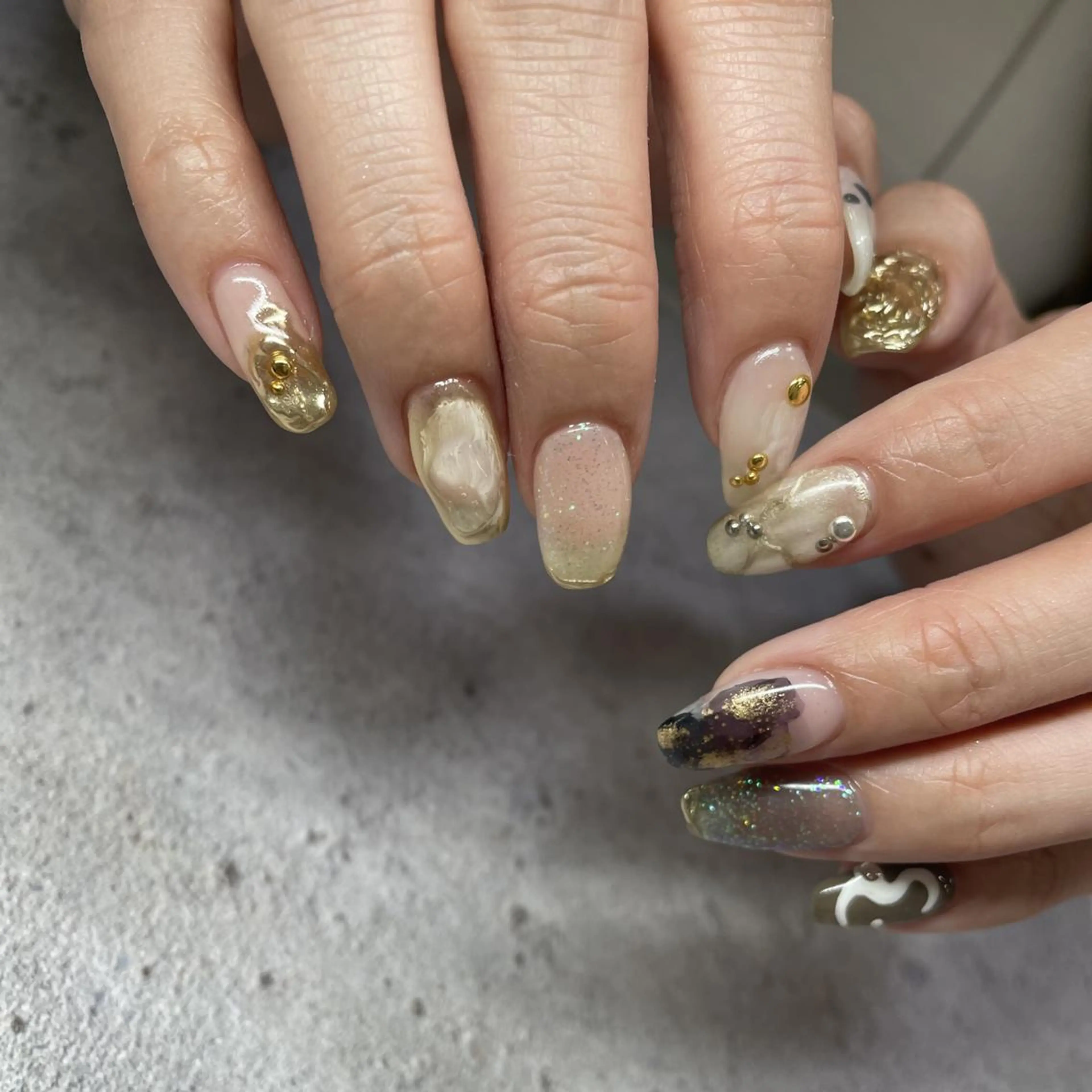 ネイル ハンドネイル フットネイル p.o.n. nuance/個性的のネイルデザイン