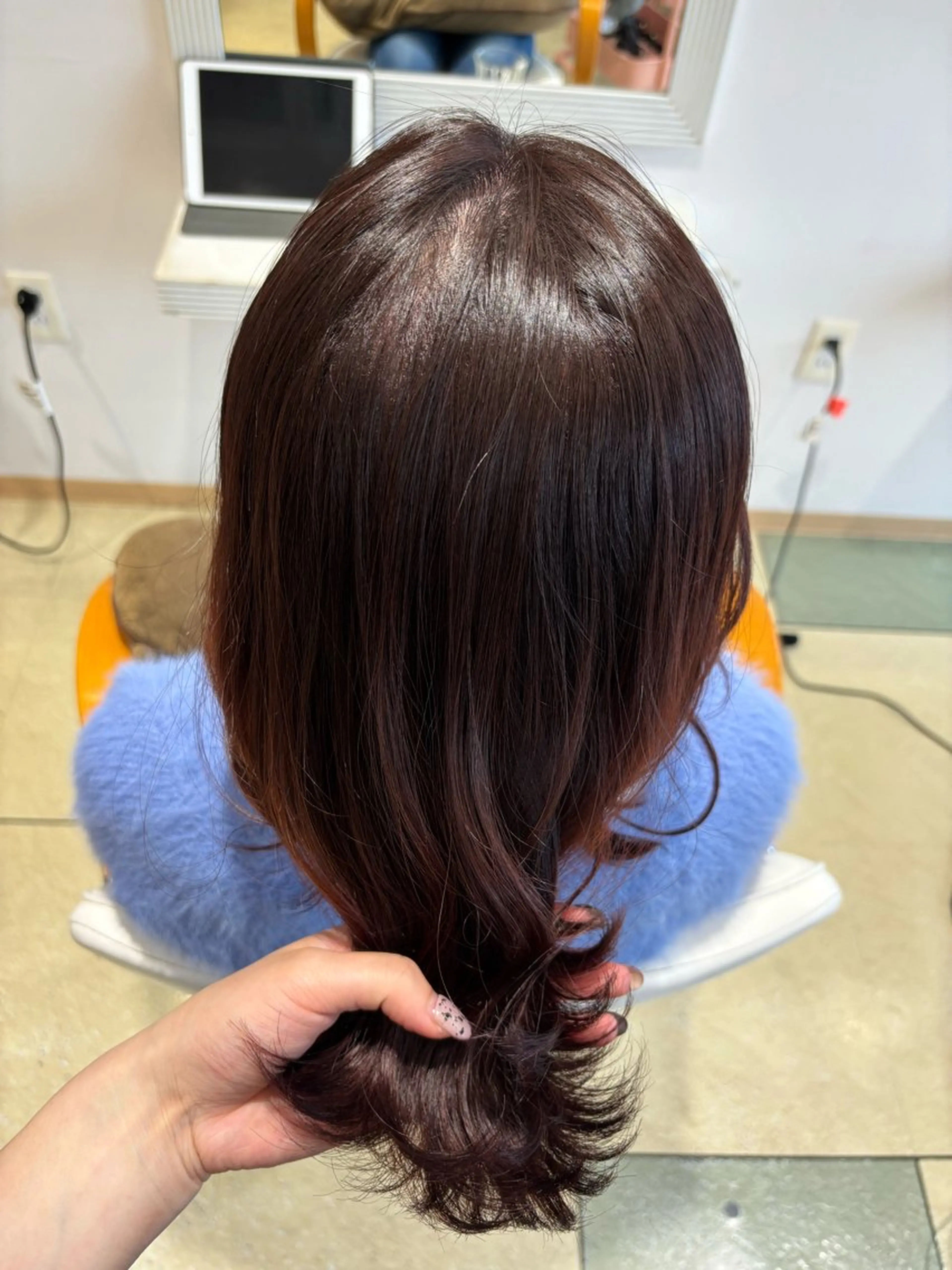 セミロング カラー ブラウンカラー ピンクカラー ピンクブラウン 透明感カラー/ くびれヘア/ユウユのヘアスタイル