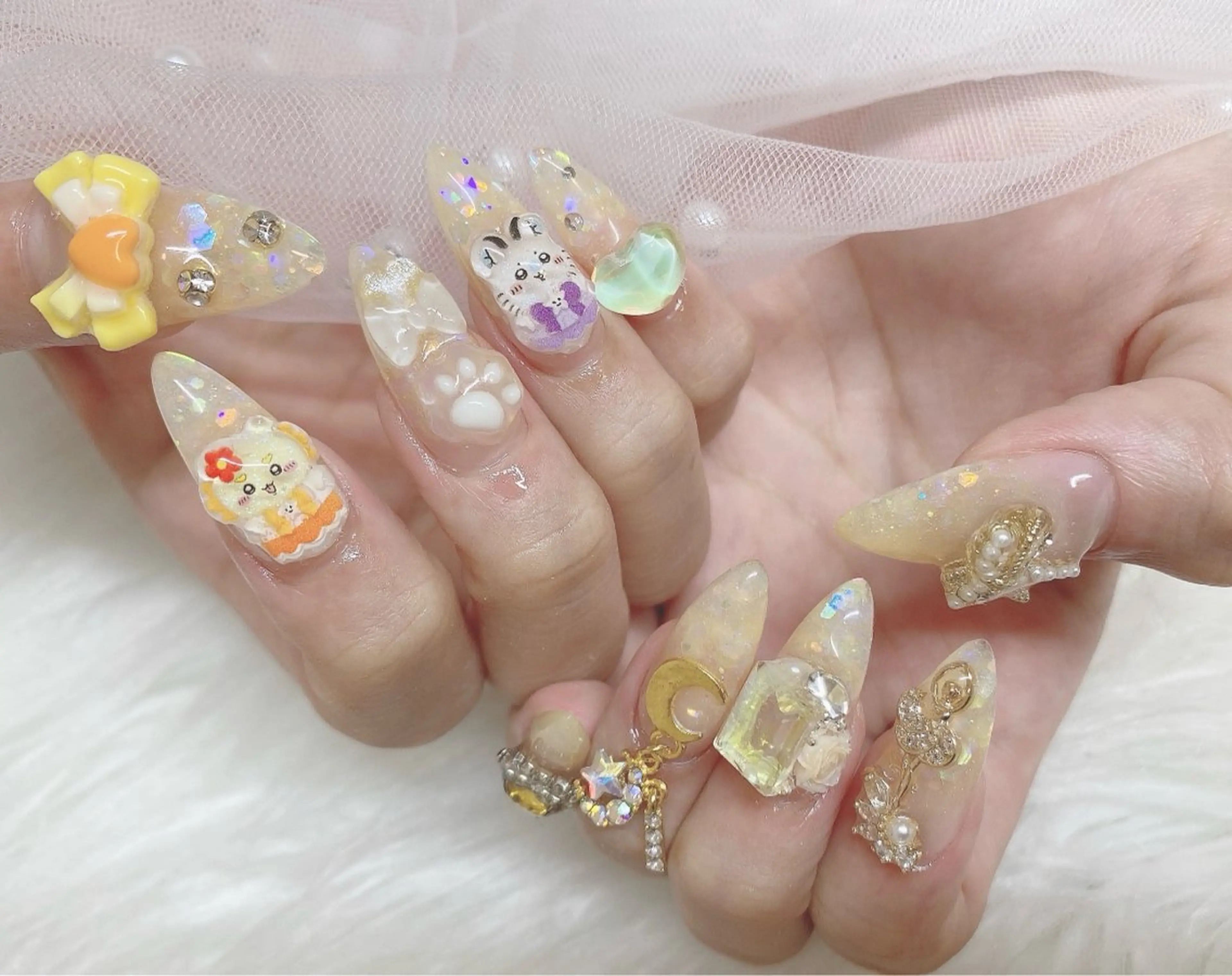 ネイル ハンドネイル PLATA LISAのネイルデザイン