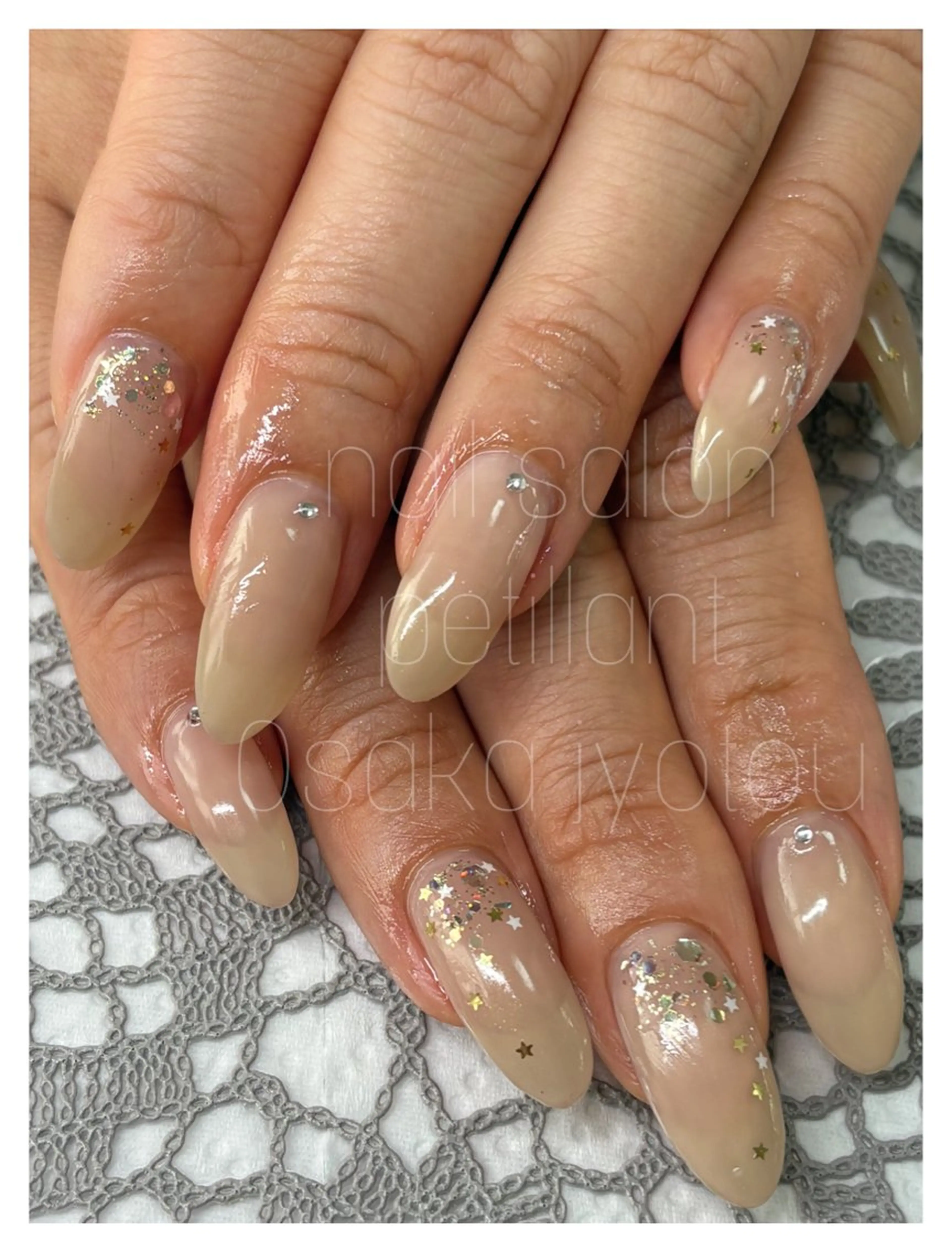 ネイル アートネイル オーロラネイル 持ち込み ハンドネイル ハンドケア petillant所属・nail salon petillantのネイルデザイン