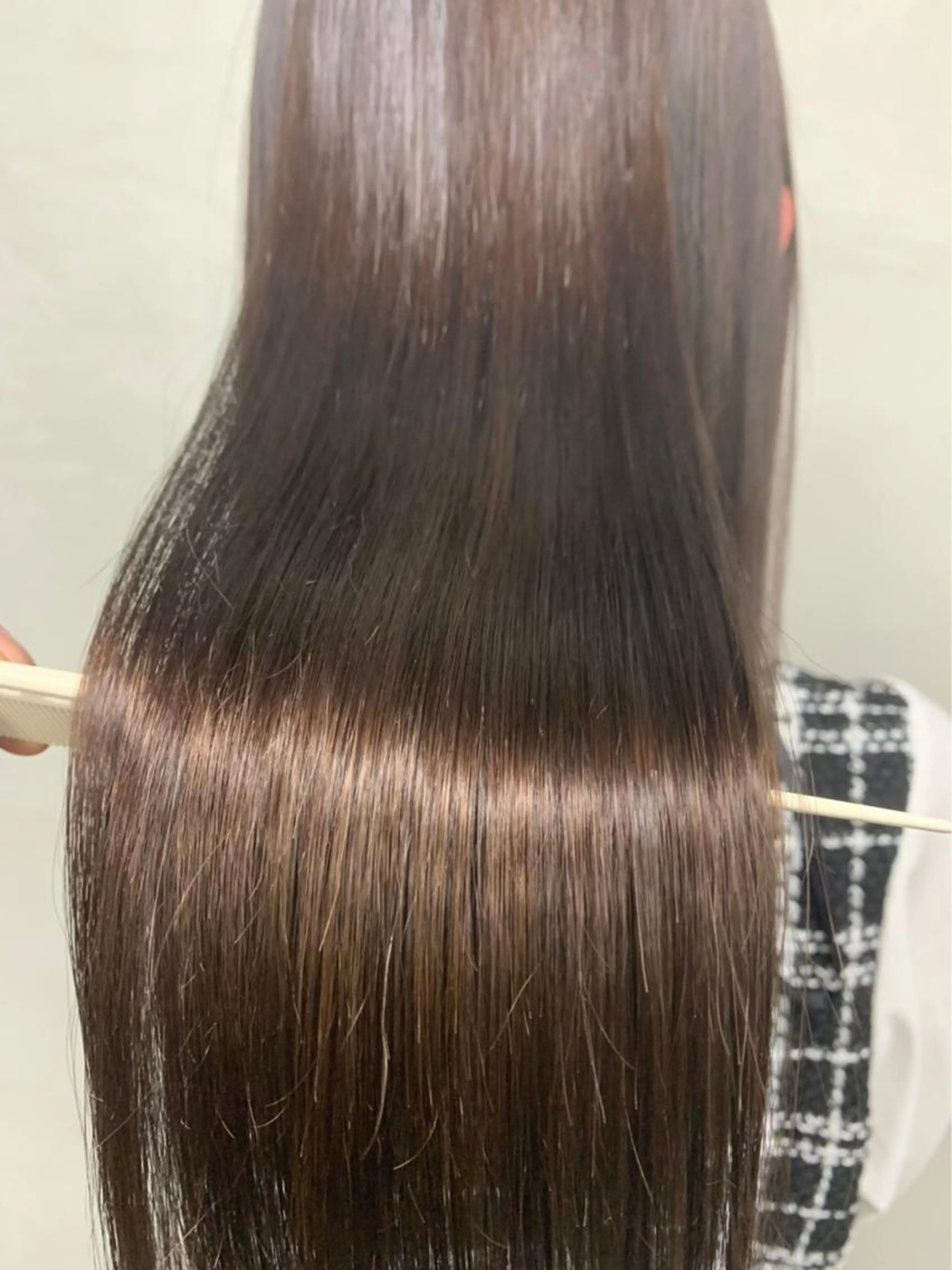 ⭐️人気No. 1⭐️【前髪カット】+【透明感カラー】+【酸熱髪質改善トリートメント】の写真