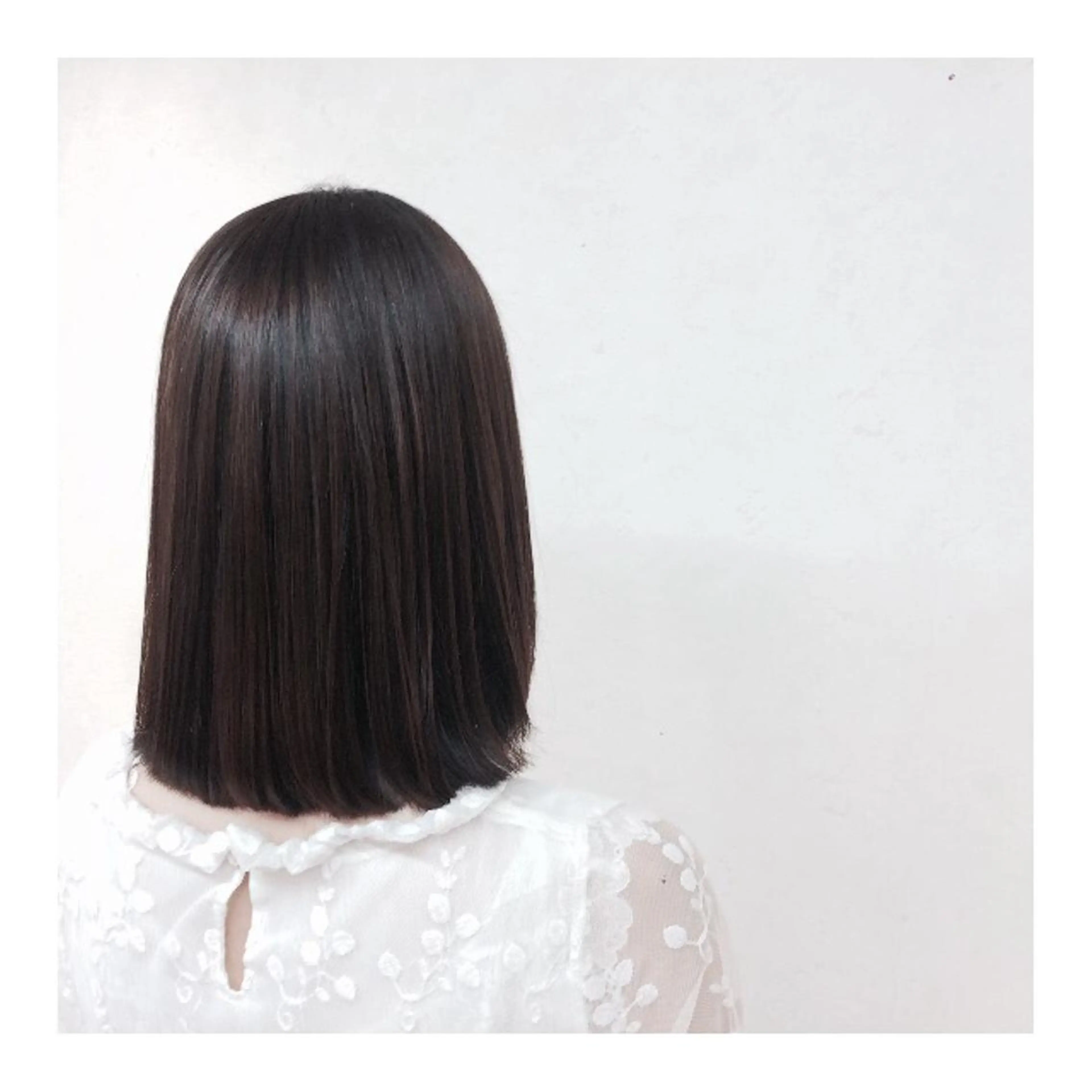 ショート カラー イルミナカラー 岡本 拓朗のヘアスタイル