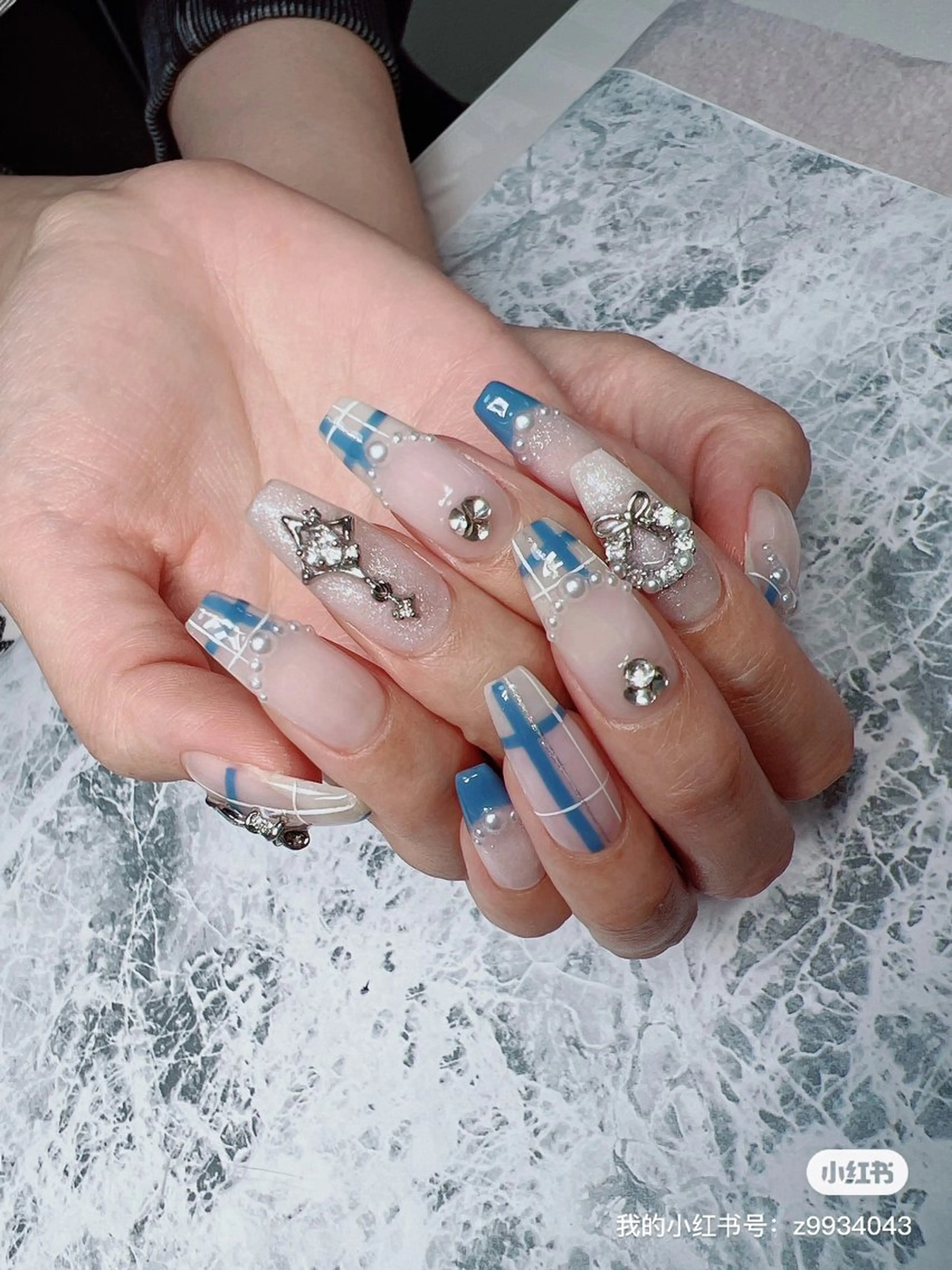 ネイル Le'a nail Lのネイルデザイン