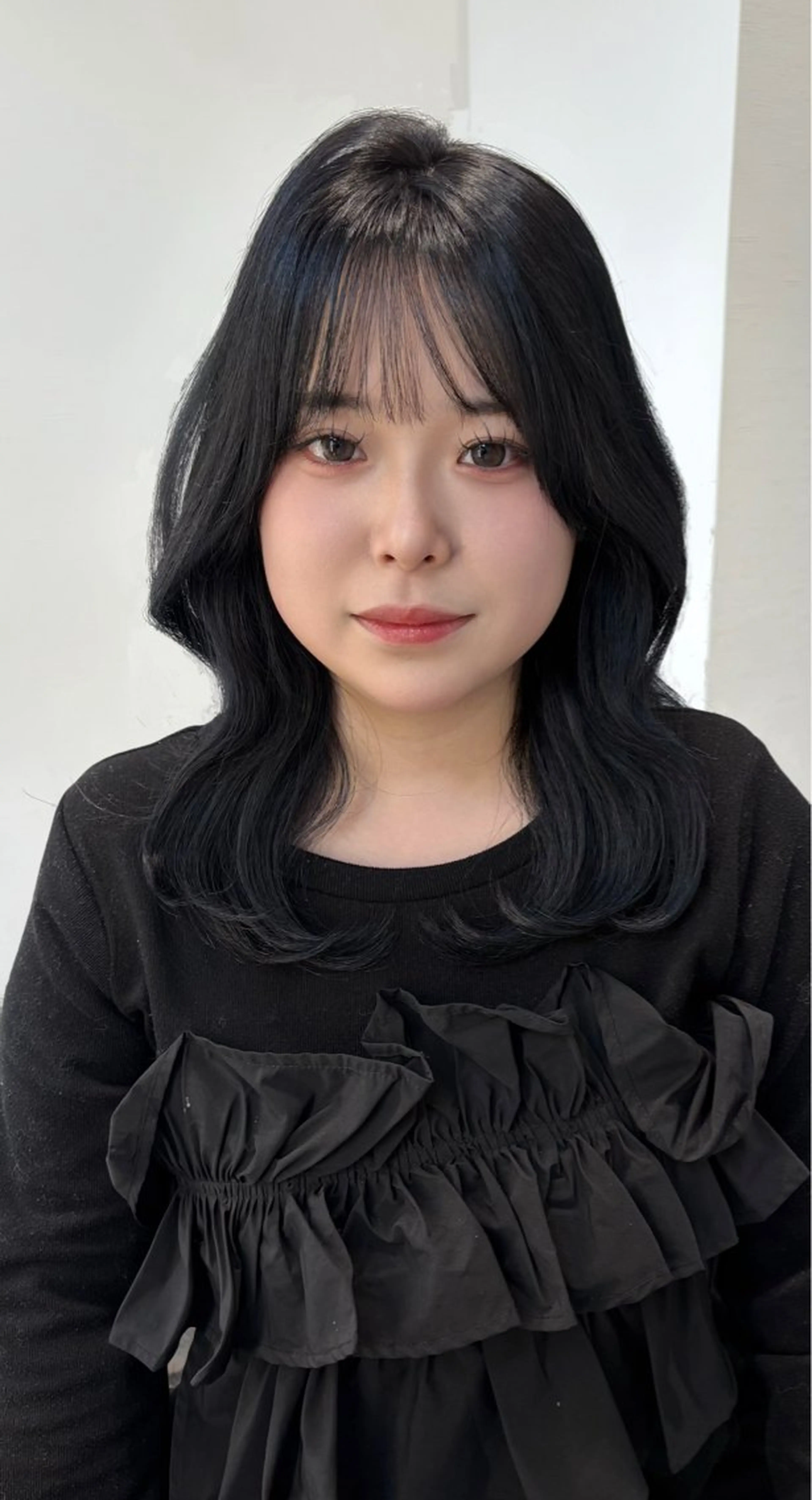 ミディアム カラー 似合わせ前髪／ 小顔カット🎀そうのヘアスタイル