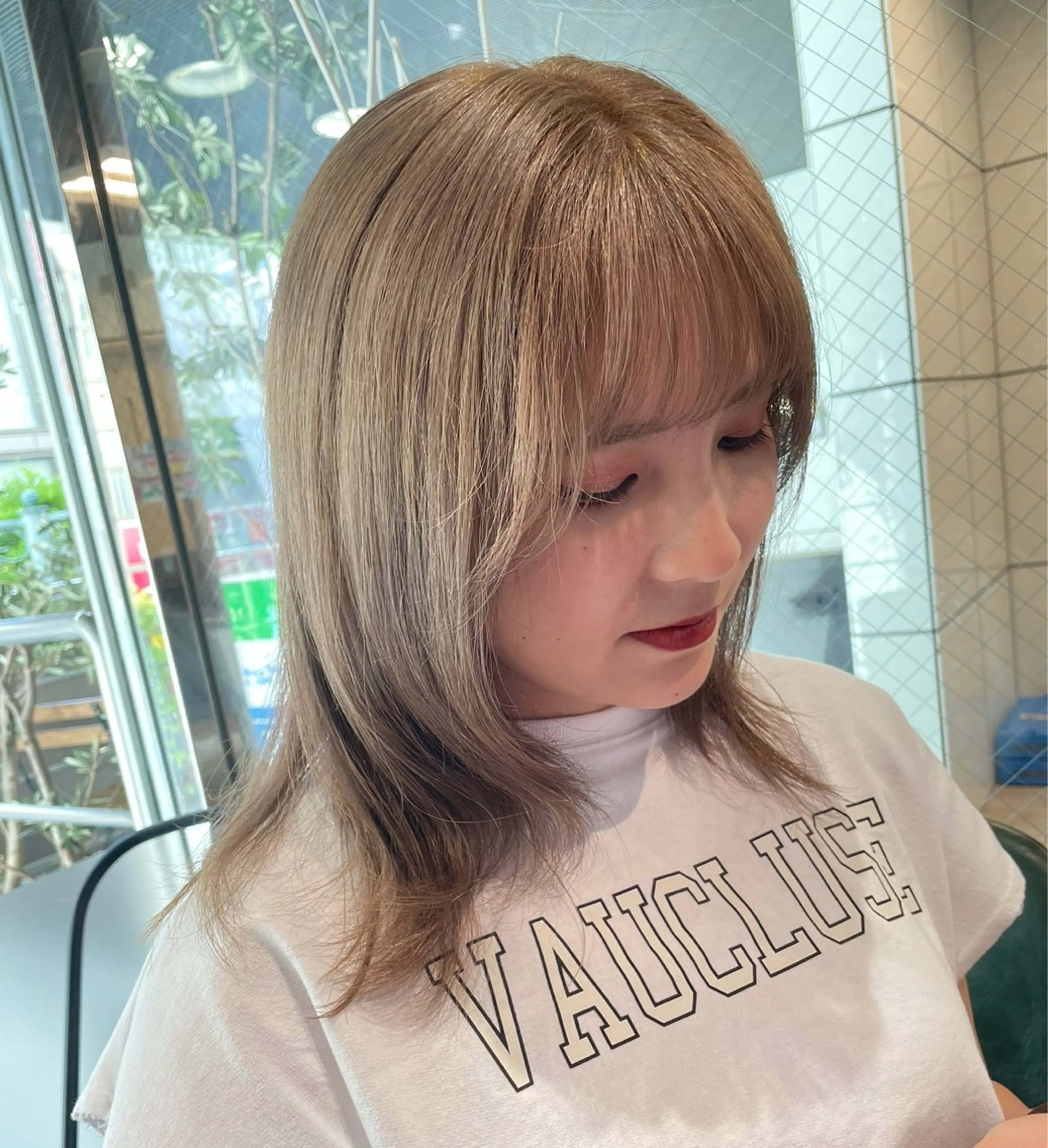 ミディアム カラー ブリーチ ヘアカラー ‪るか/‪透明感 カラー/アレンジのヘアスタイル