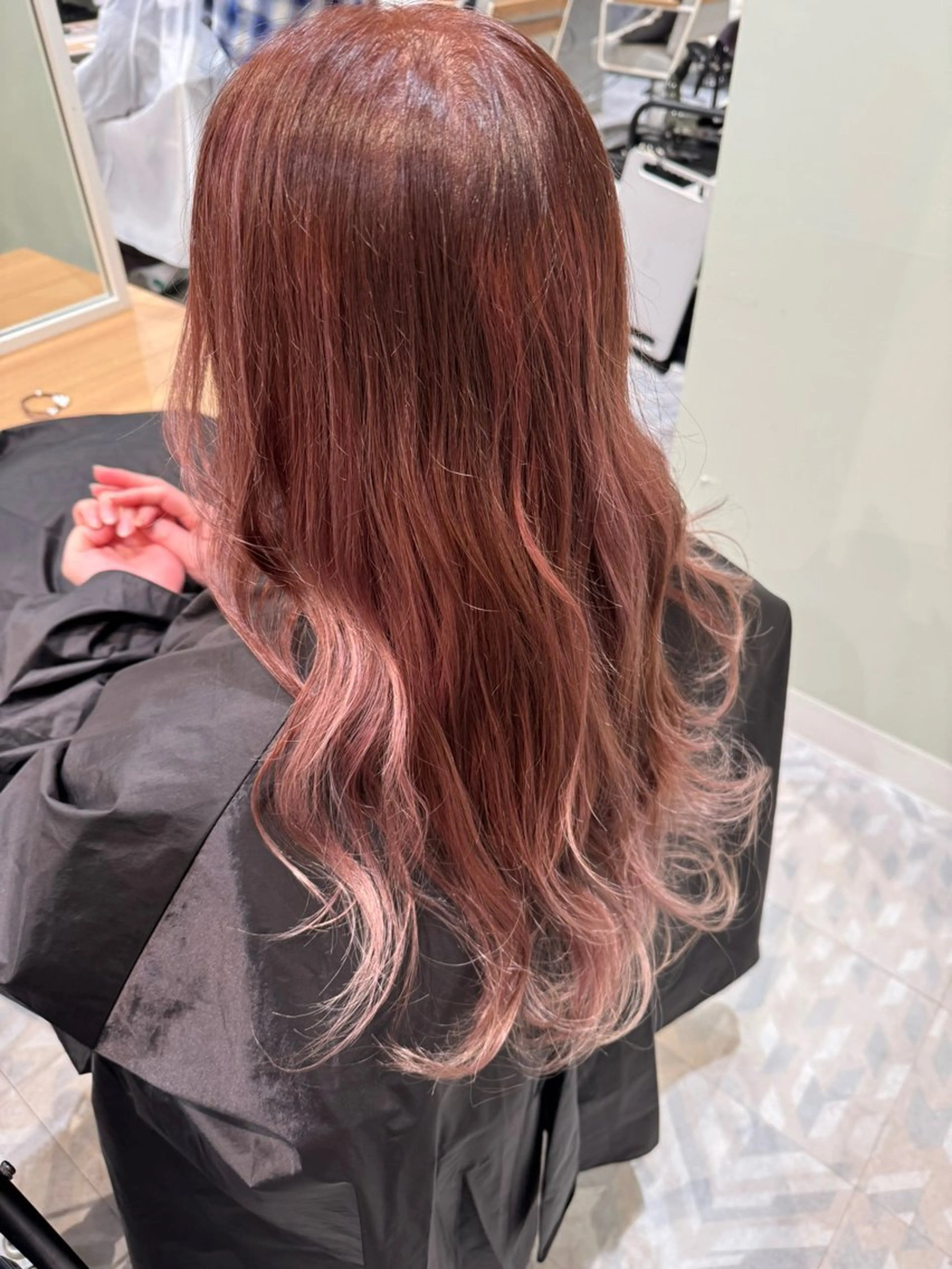 カラー Frames 浦和美園店所属・⭐️大谷 星流⭐️のヘアスタイル