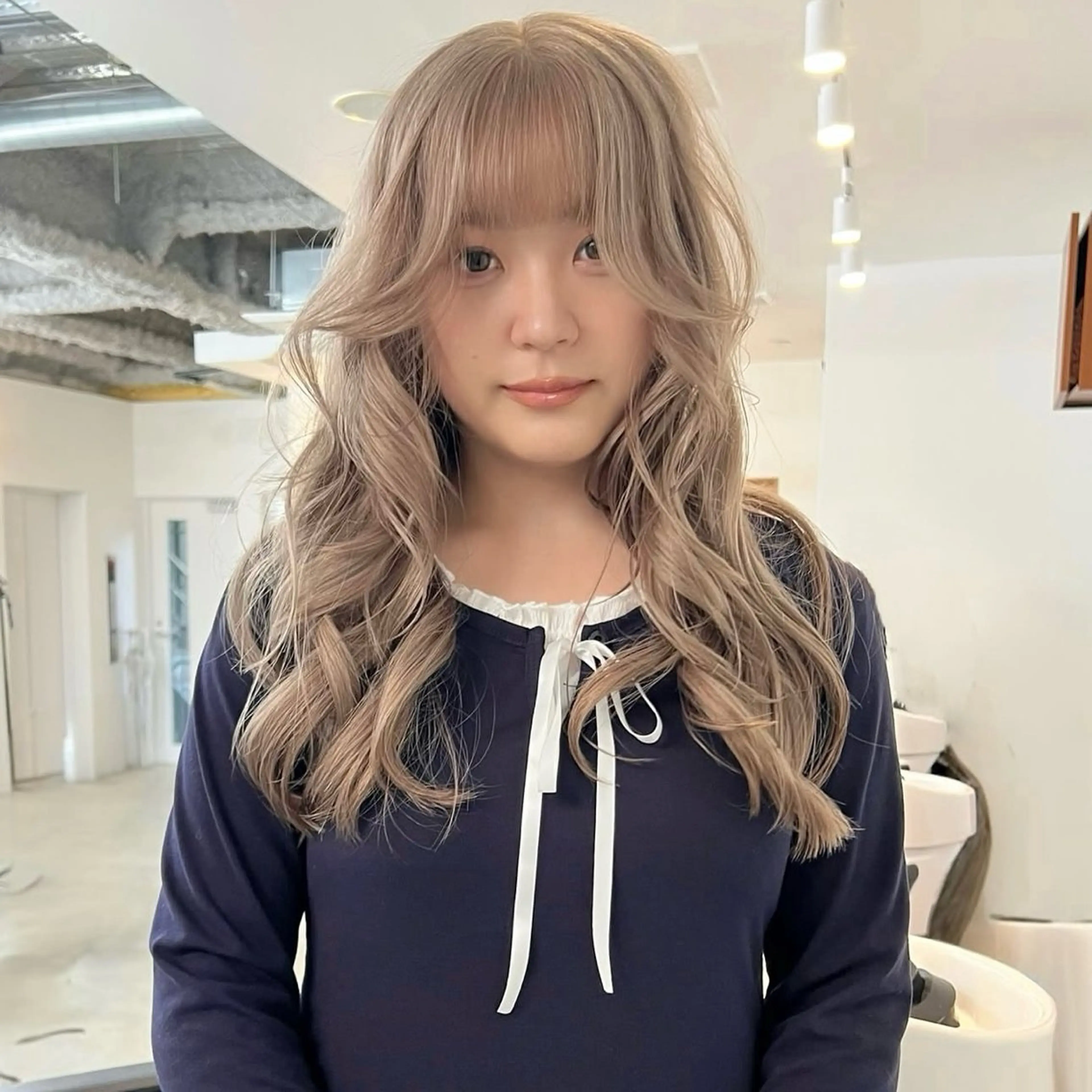 ロング カラー ベージュカラー カットモデル୨୧大阪 梅田タカシマリナ♡のヘアスタイル