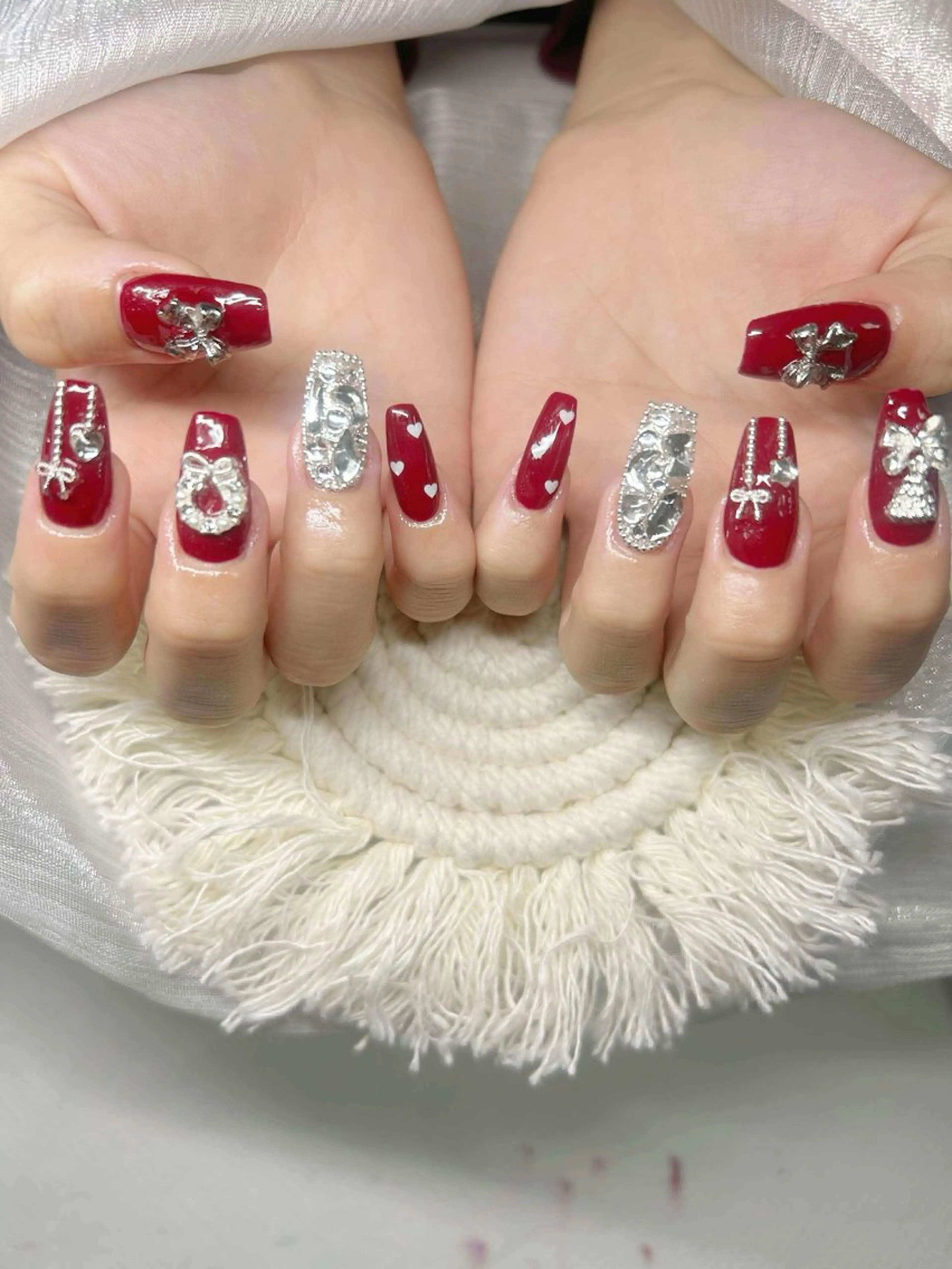 ネイル オーロラネイル チークネイル 長さ出し フットネイル フレンチネイル ハンドネイル Lee Nailsのネイルデザイン