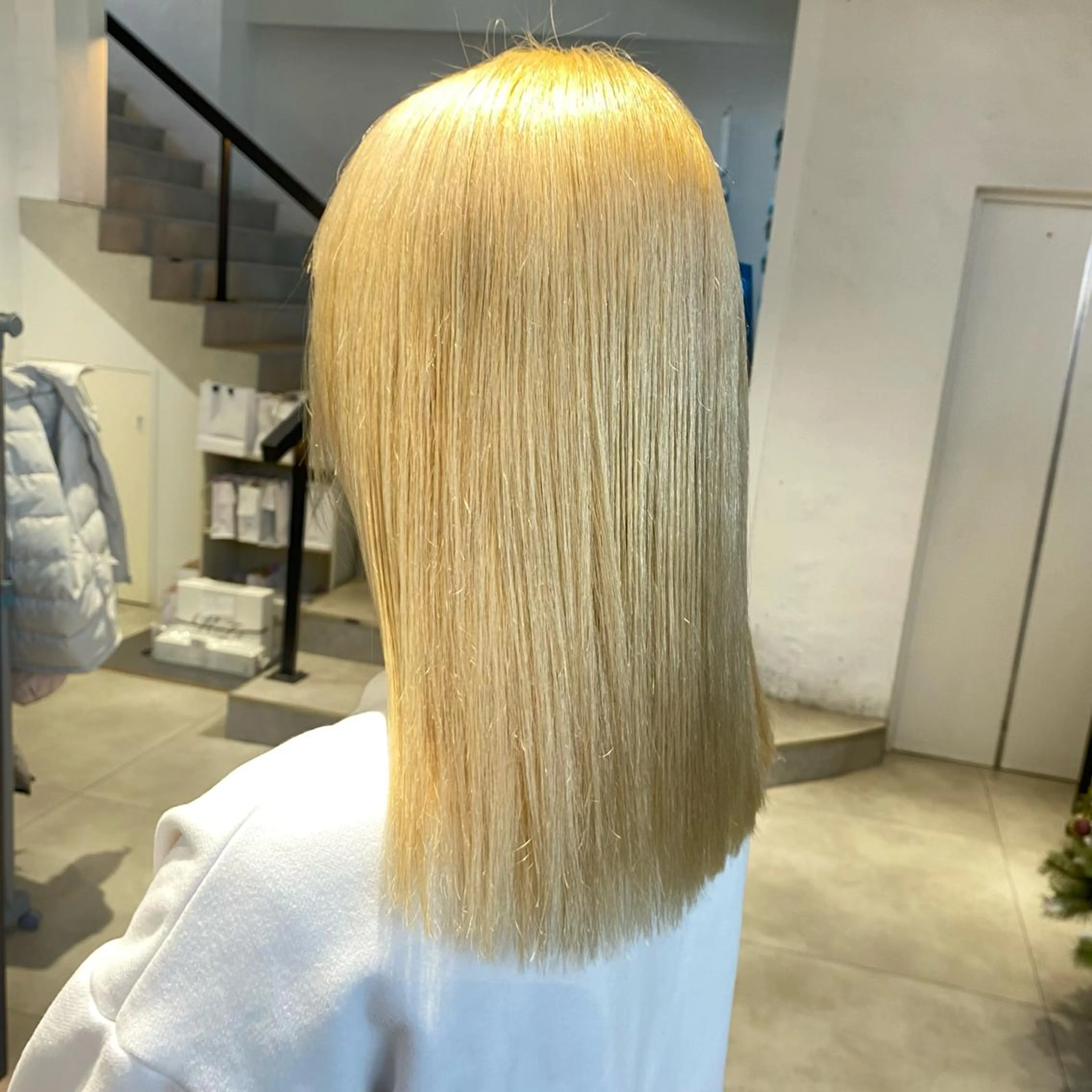 カラー 酸性ストレート・ メンズ  三原 楊子のヘアスタイル