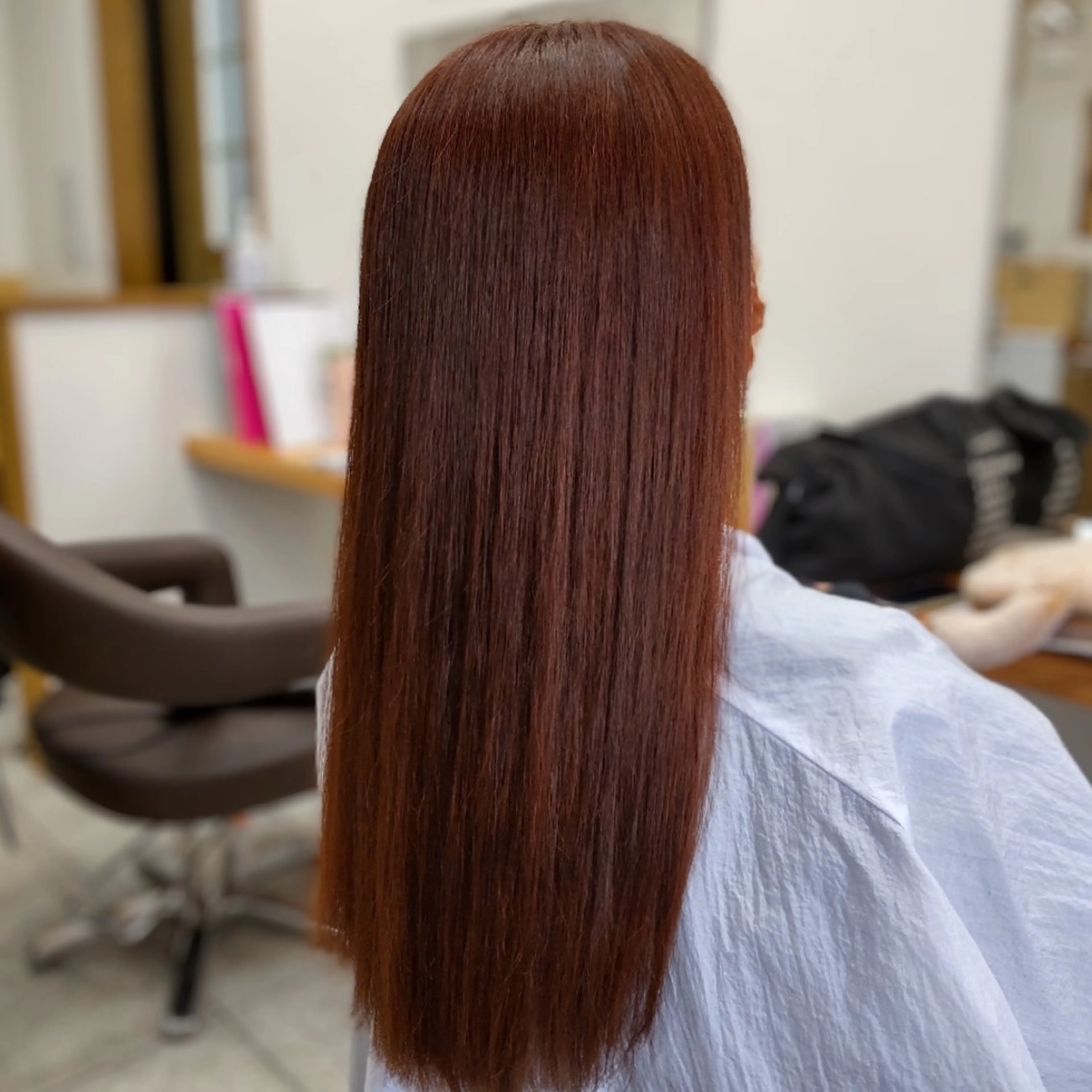 カラー ブラウンカラー ピンクカラー Threege スリージェのヘアスタイル