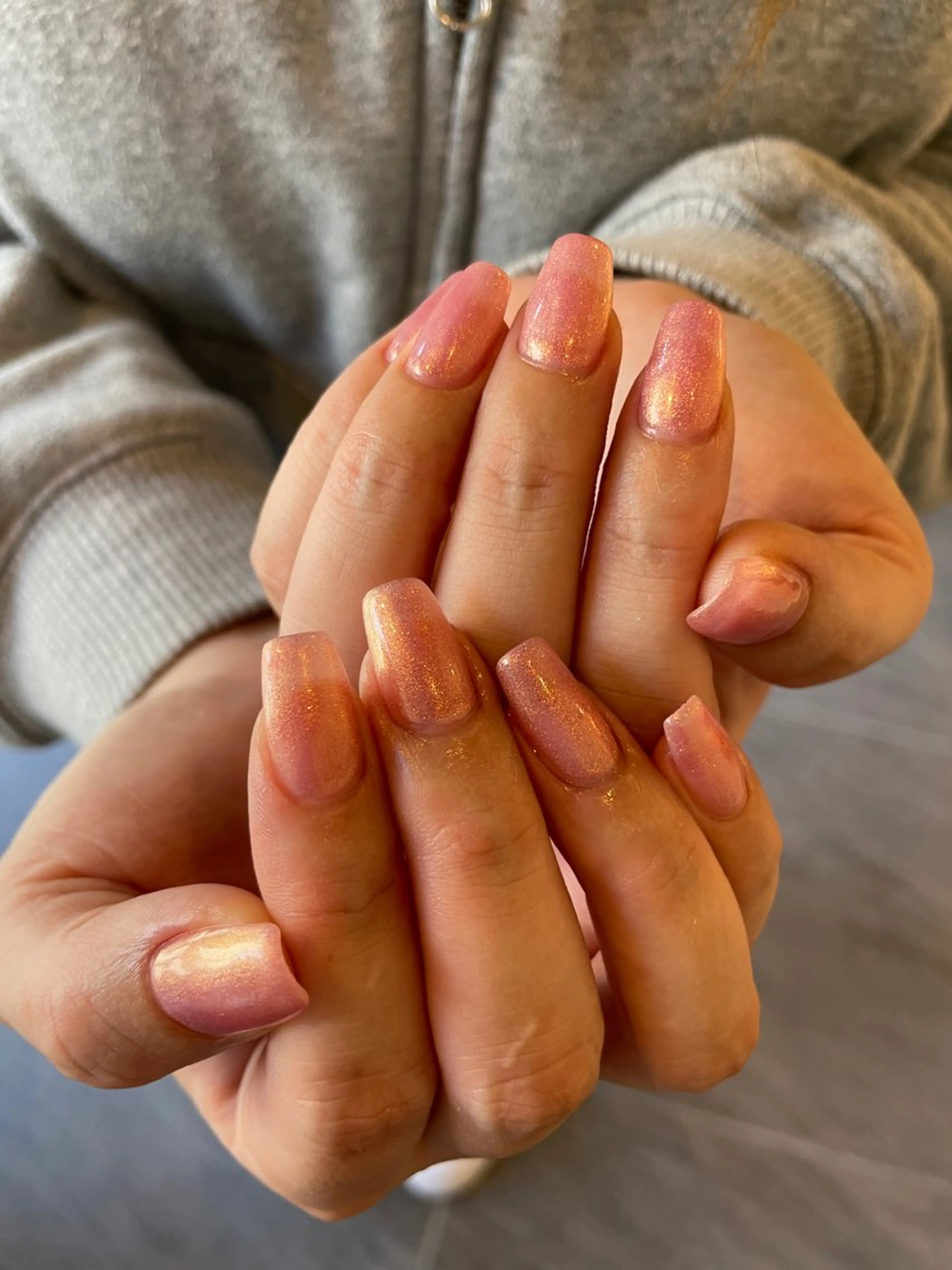 ネイル ラメ(グリッター) オフィスネイル ワンカラーネイル ピンク nail spot givemine所属・山﨑 えり子の眉毛・アイブロウイメージ