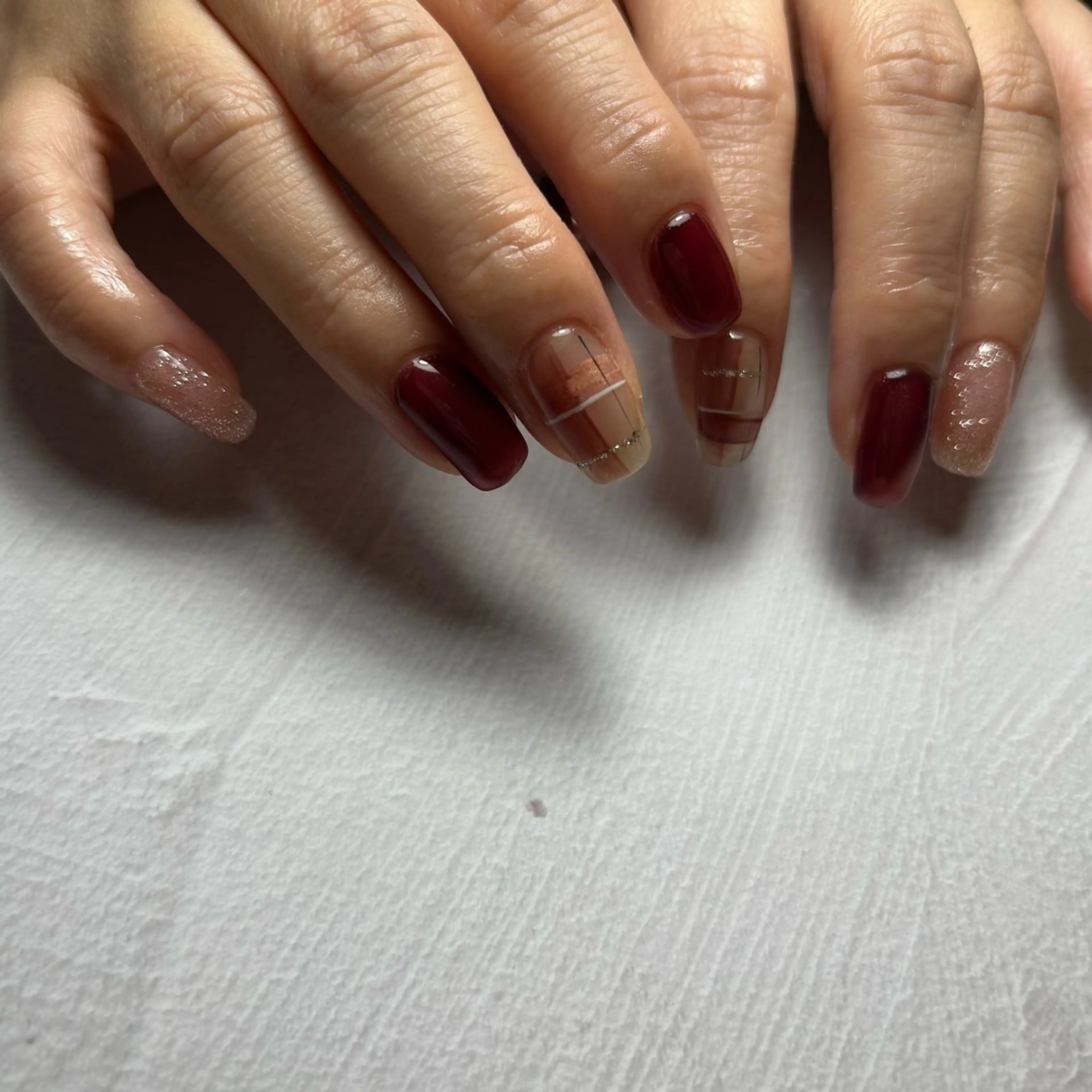 ネイル フラッシュネイル マグネットネイル バレンタイン Aika／美容液ケア プロテケアネイル®︎のネイルデザイン