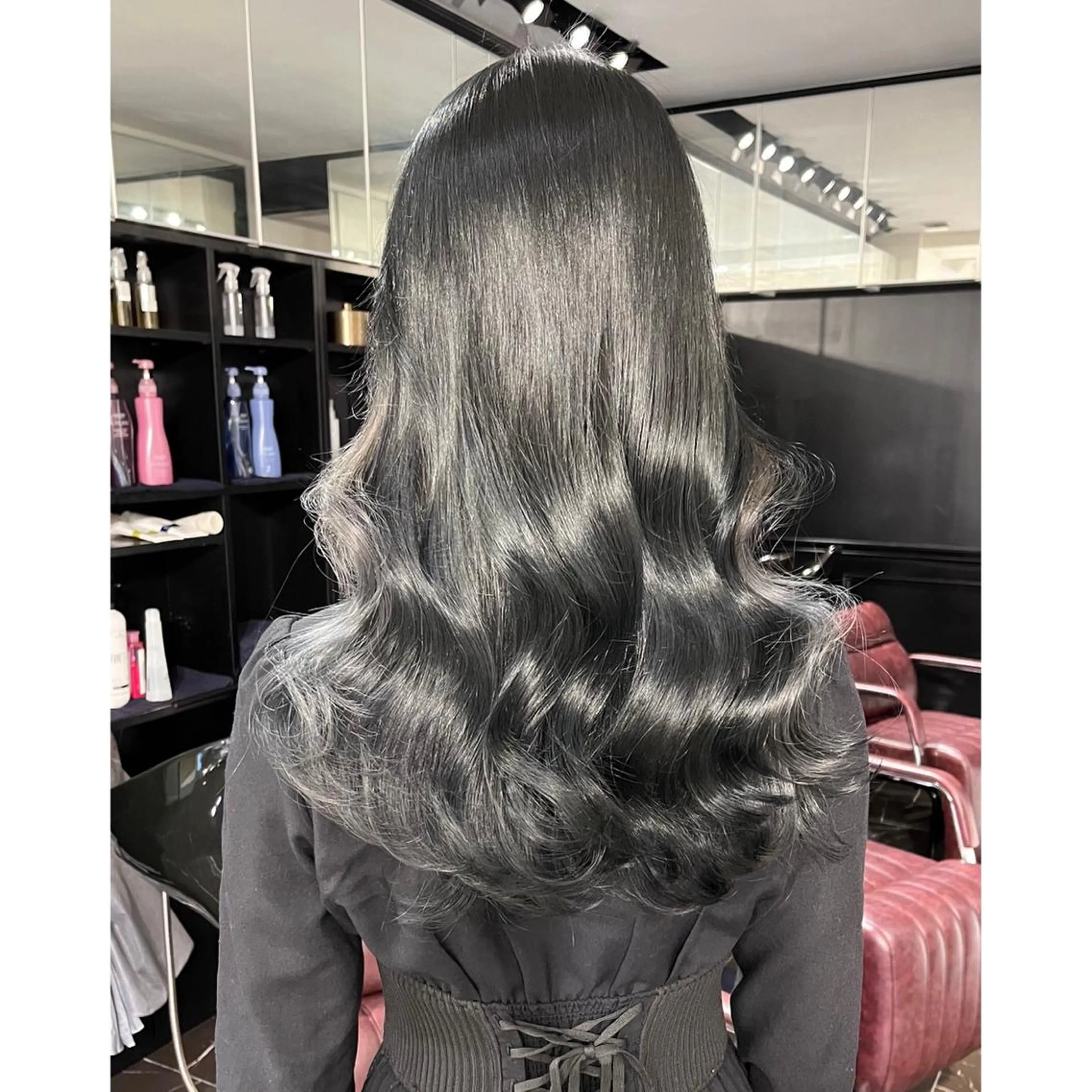 ロング カラー ブリーチ トリートメント LOTTA CUCCI所属・miyu /トレンド カラー×艶髪のヘアスタイル