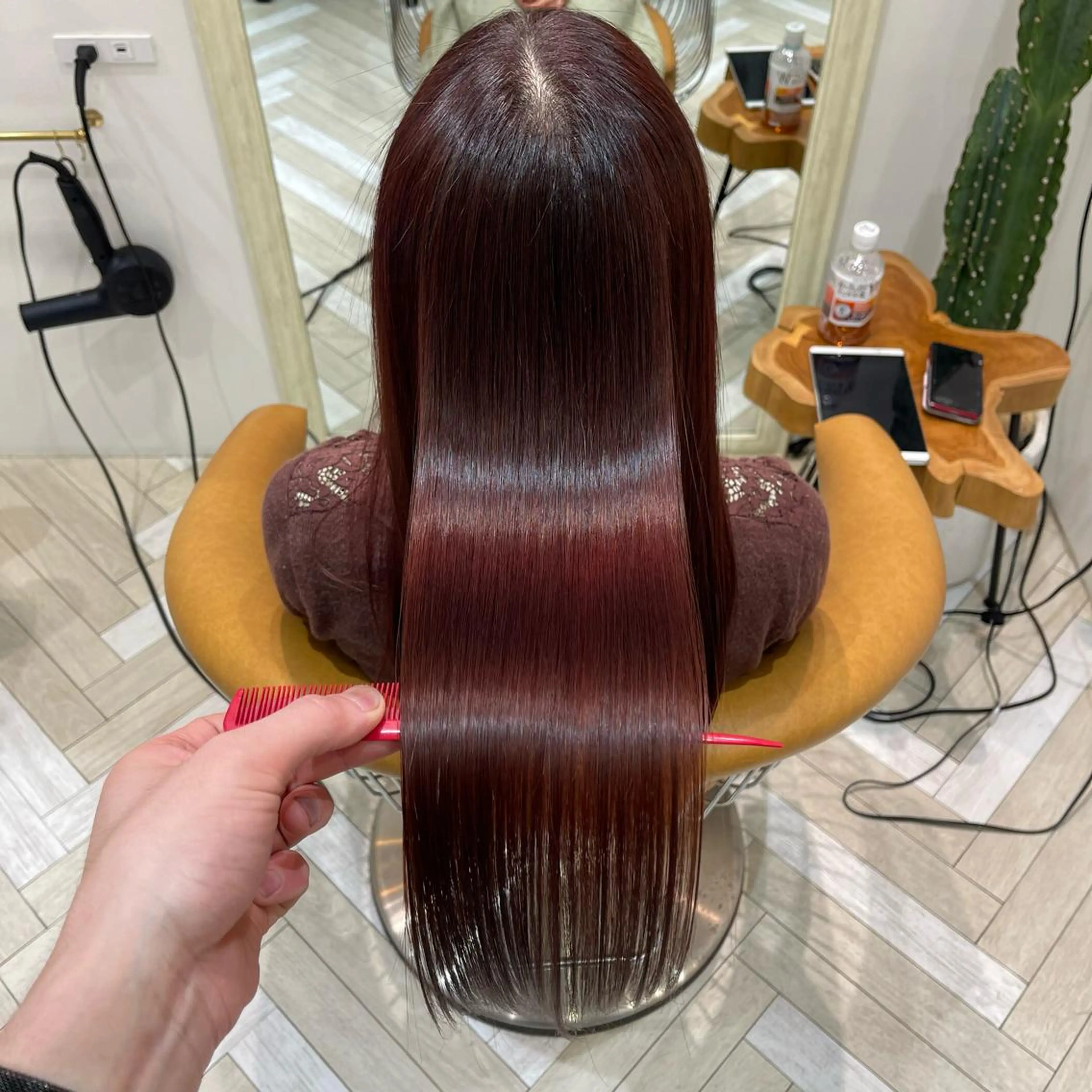 韓国風似合わせカット＋ブリーチなしのダブルカラー🩷🩵髪質改善トリートメントの写真