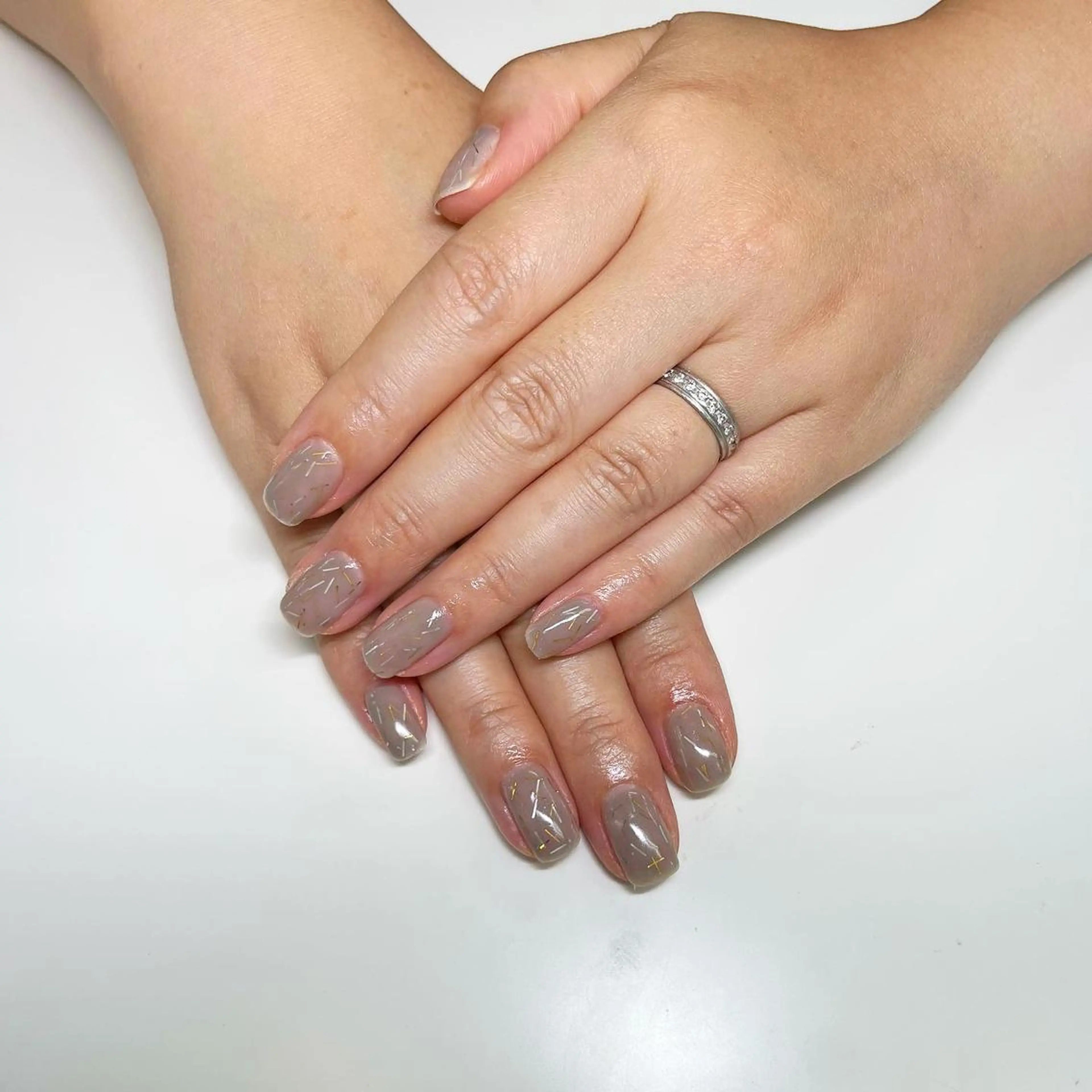 ネイル ワンカラーネイル 🫧ナオ🫧 /韓国 ヘア/ マンツーマンのヘアスタイル