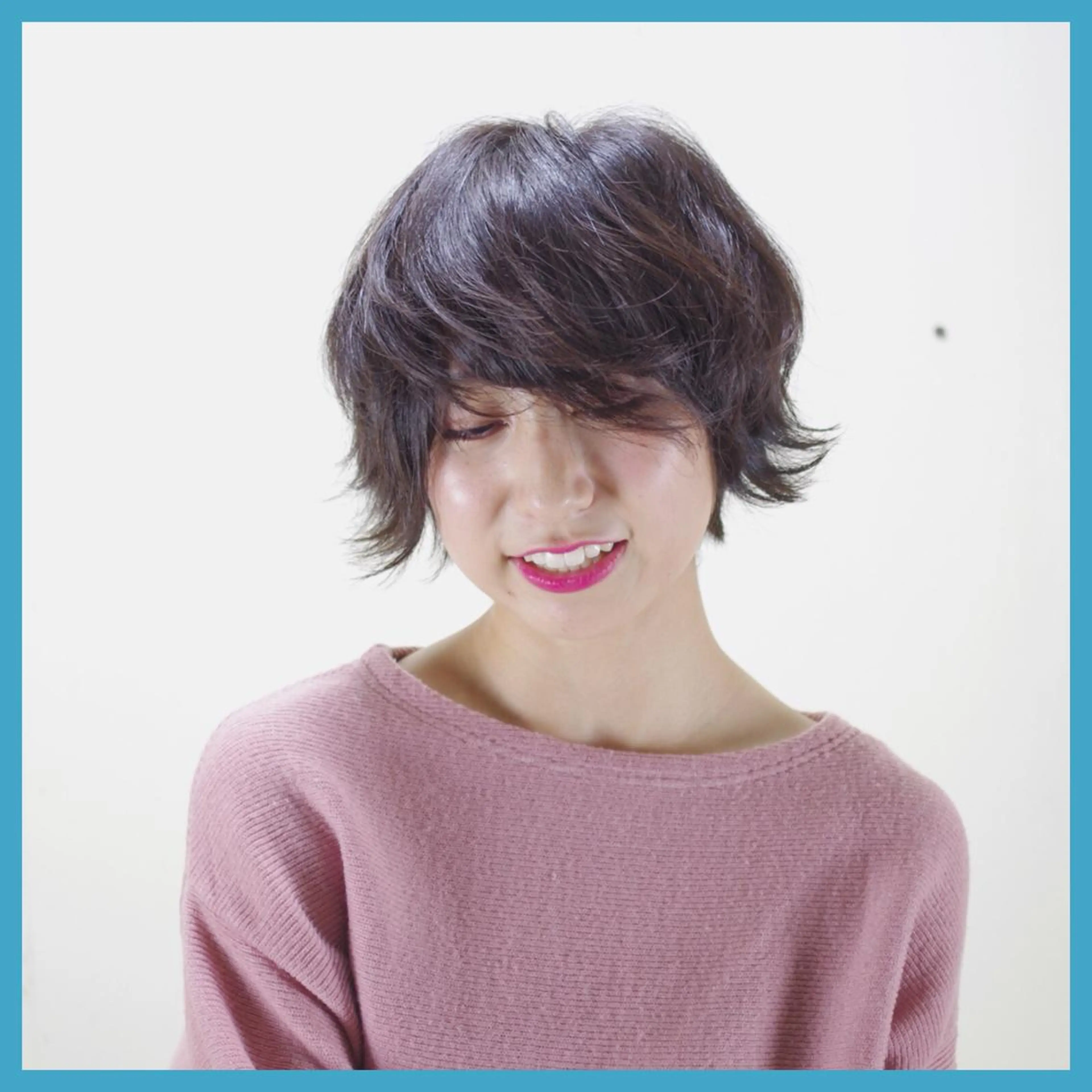 ショート カラー パーマ OZAWAYA所属・小沢 佑次のヘアスタイル