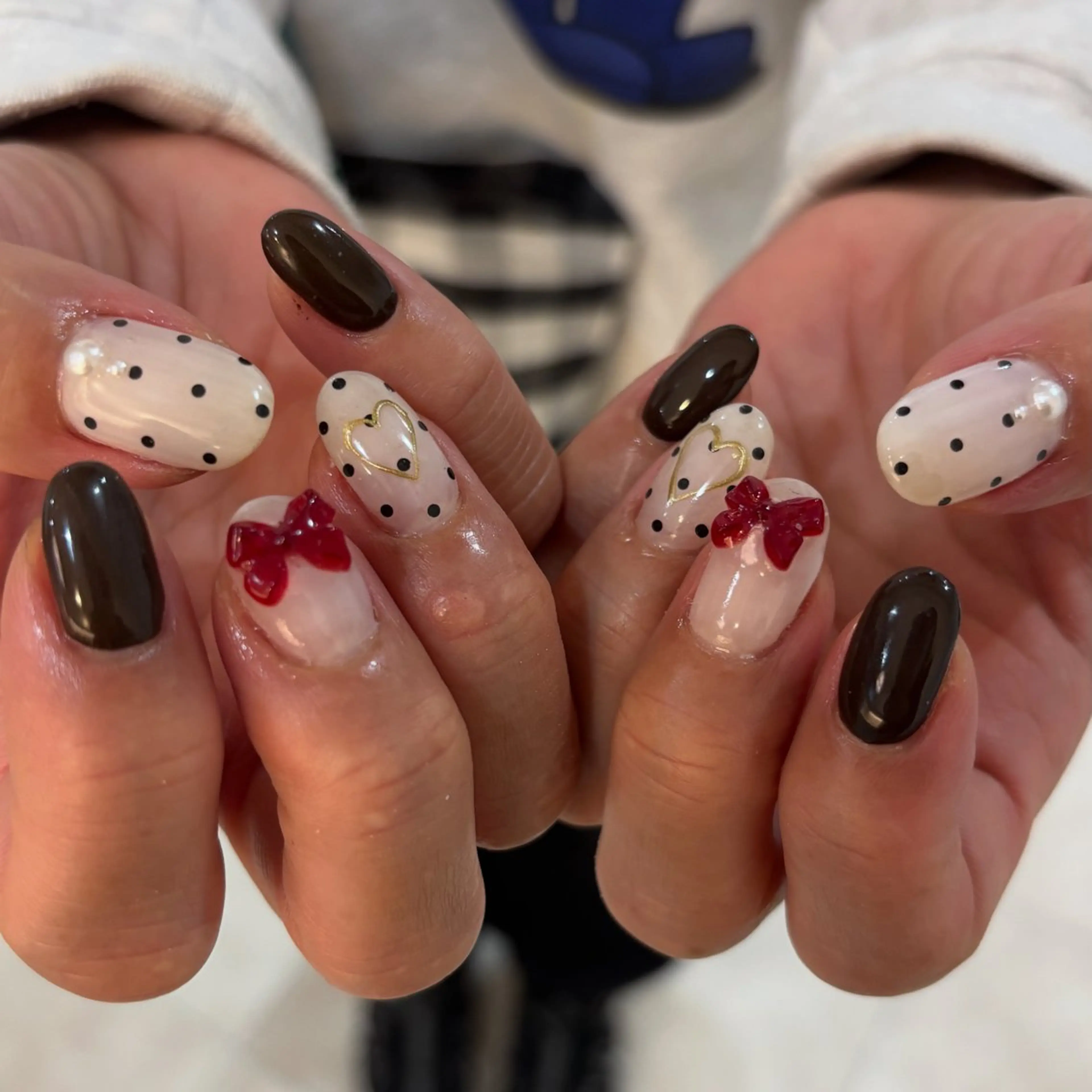 ネイル ハンドネイル フットネイル 栗田 ゆう子のネイルデザイン