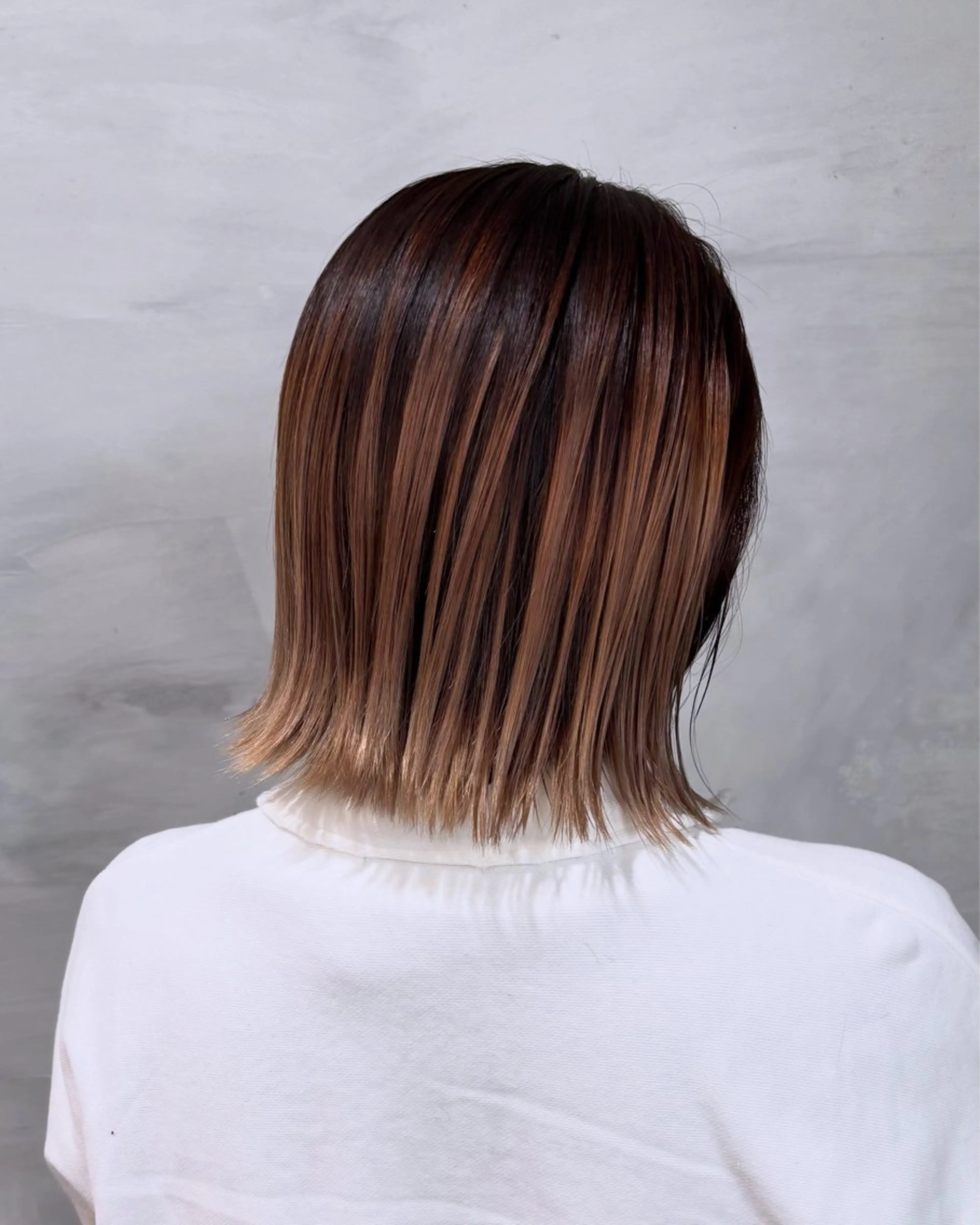 ミディアム ﾔﾏｼﾀ ﾘﾘのヘアスタイル