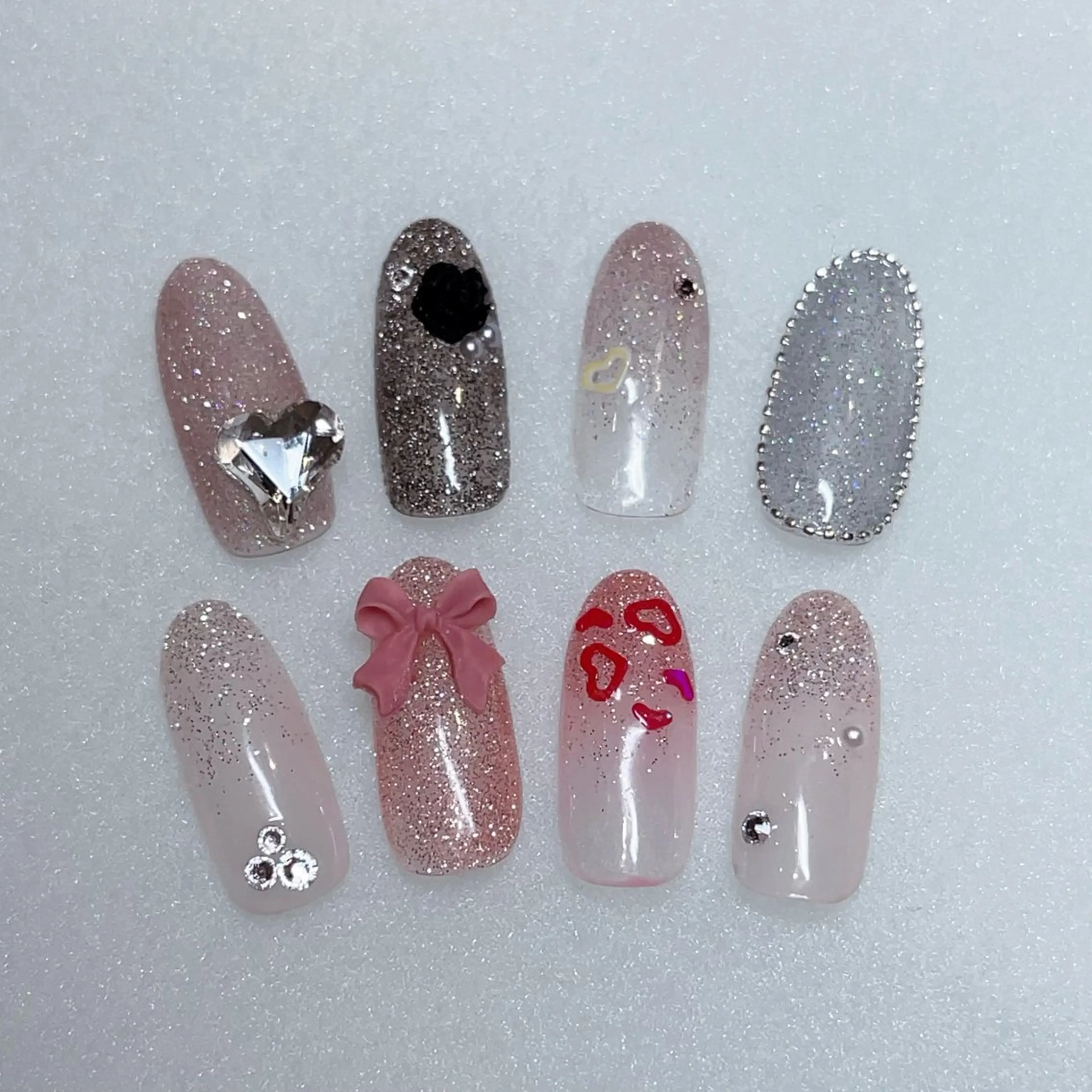 ネイル アートネイル フラッシュネイル キラキラネイル マグネットネイル ワンカラーネイル KOKONA 🎀のネイルデザイン