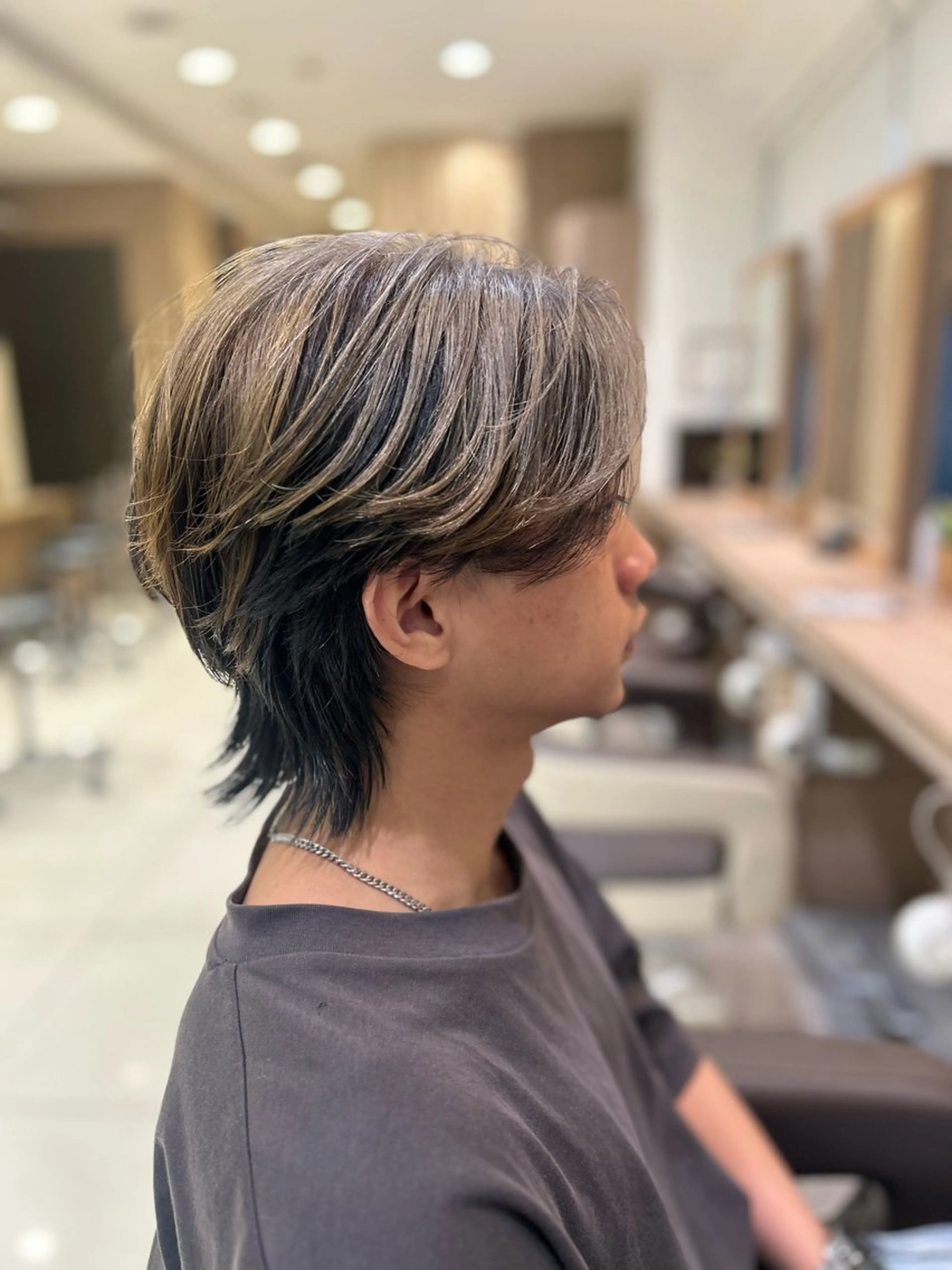 ミディアム カラー ヘアカラー ハイトーン× デザイン　Runoのヘアスタイル