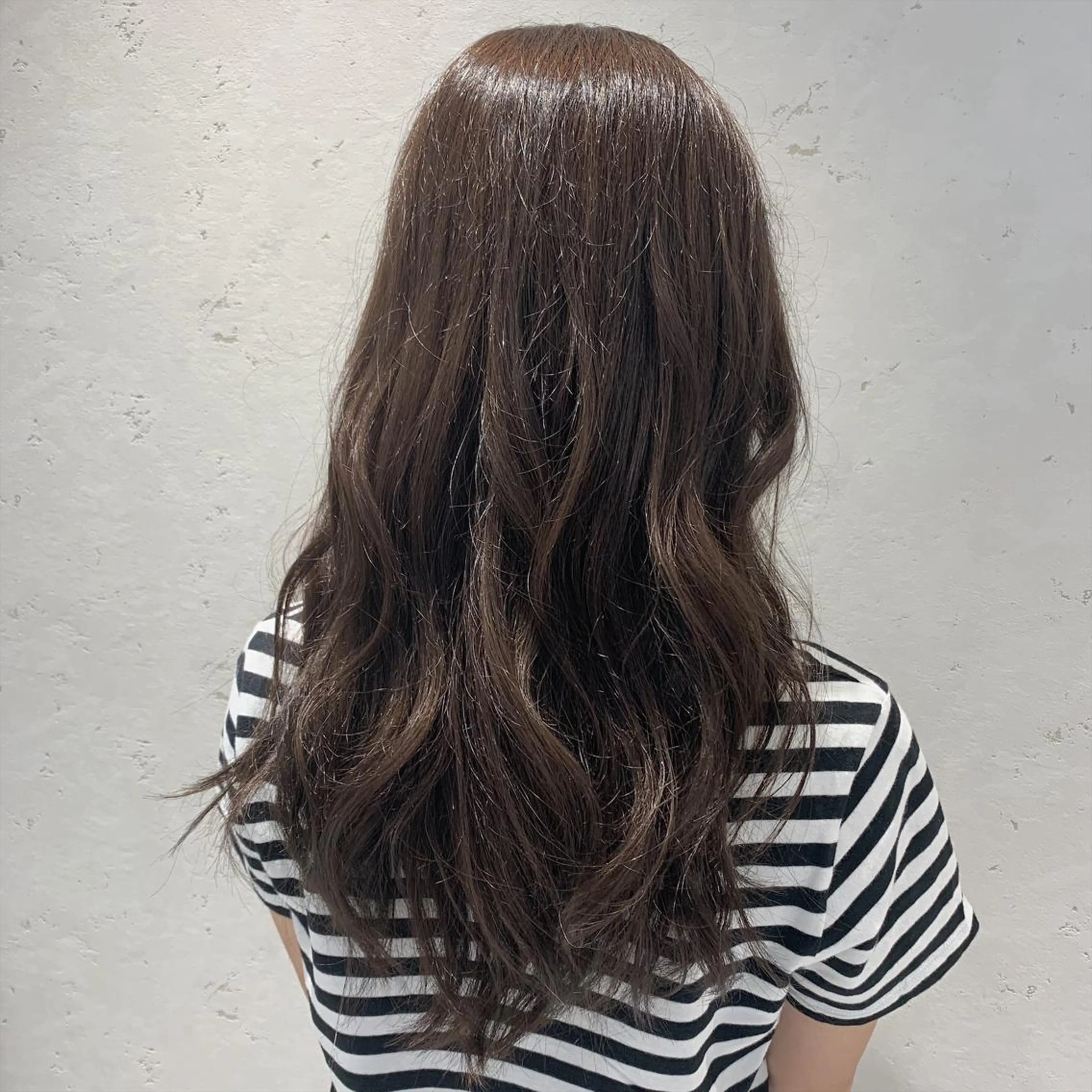 ロング カラー 外山 実咲のヘアスタイル