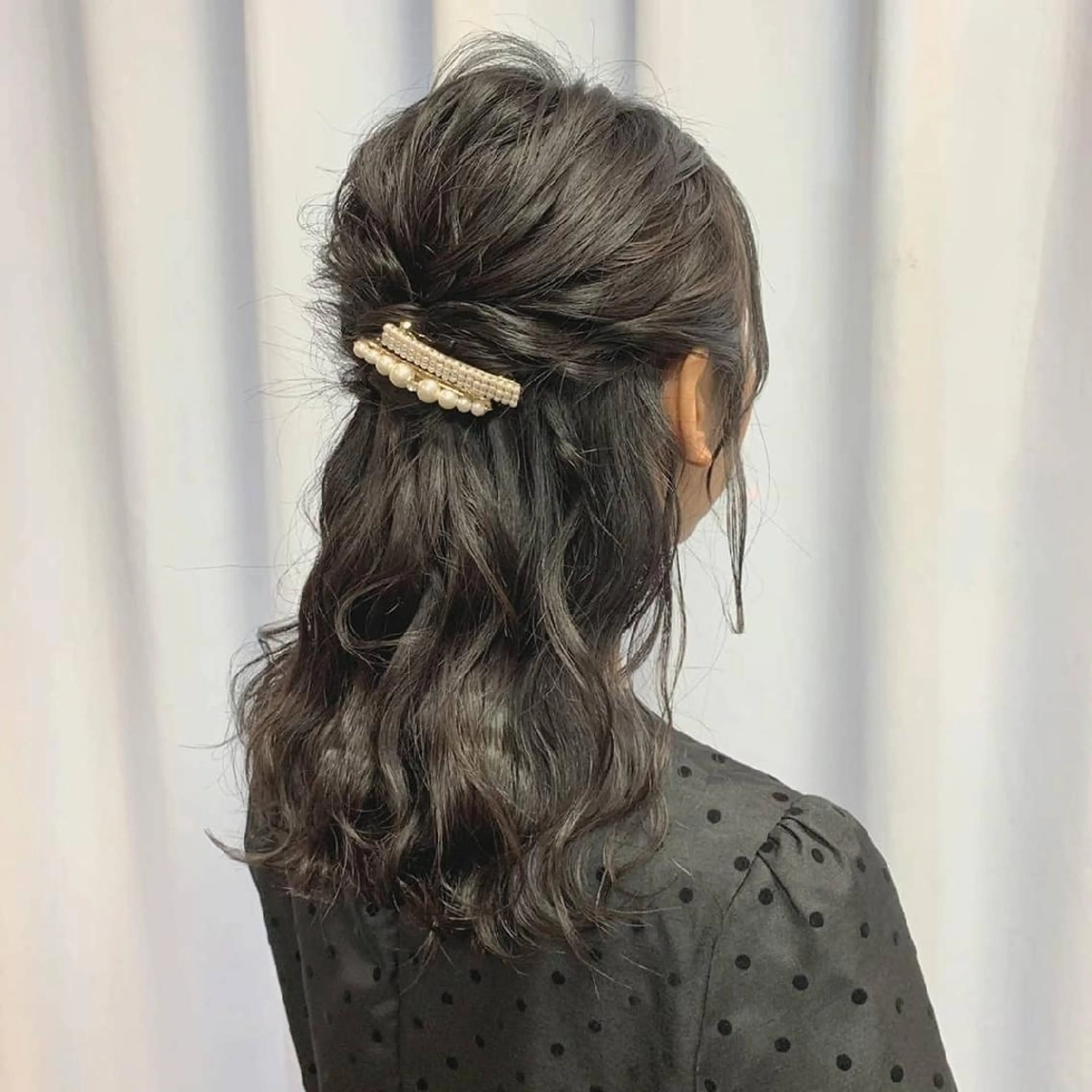 セミロング ヘアアレンジ ハーフアップ 結婚式・ブライダル PRIVATE SALON EYES所属・EYES リアのマツエク・マツパデザイン